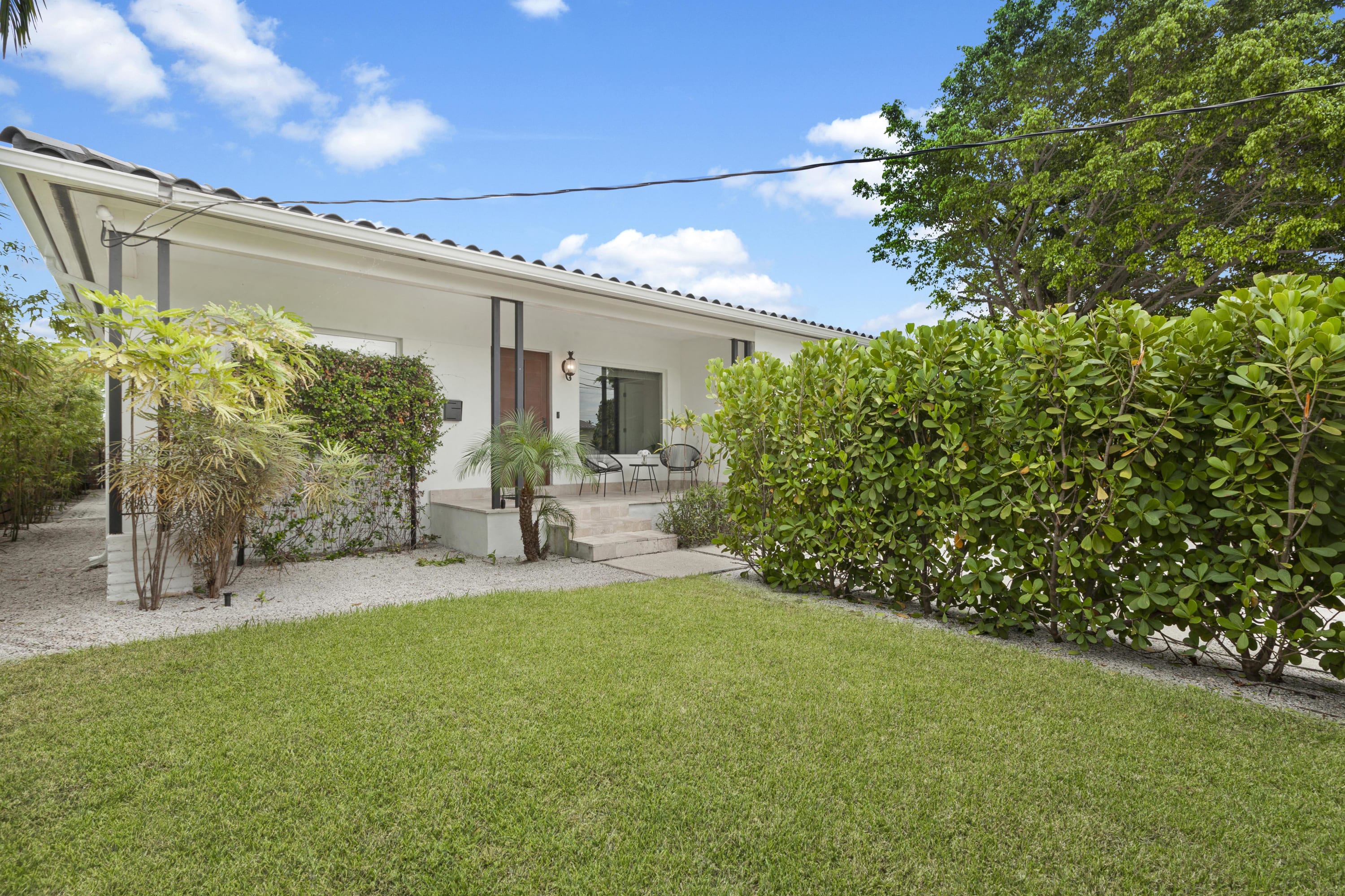 Lux Modern 4BR / 4BA Surfside Villa W/Heated Pool