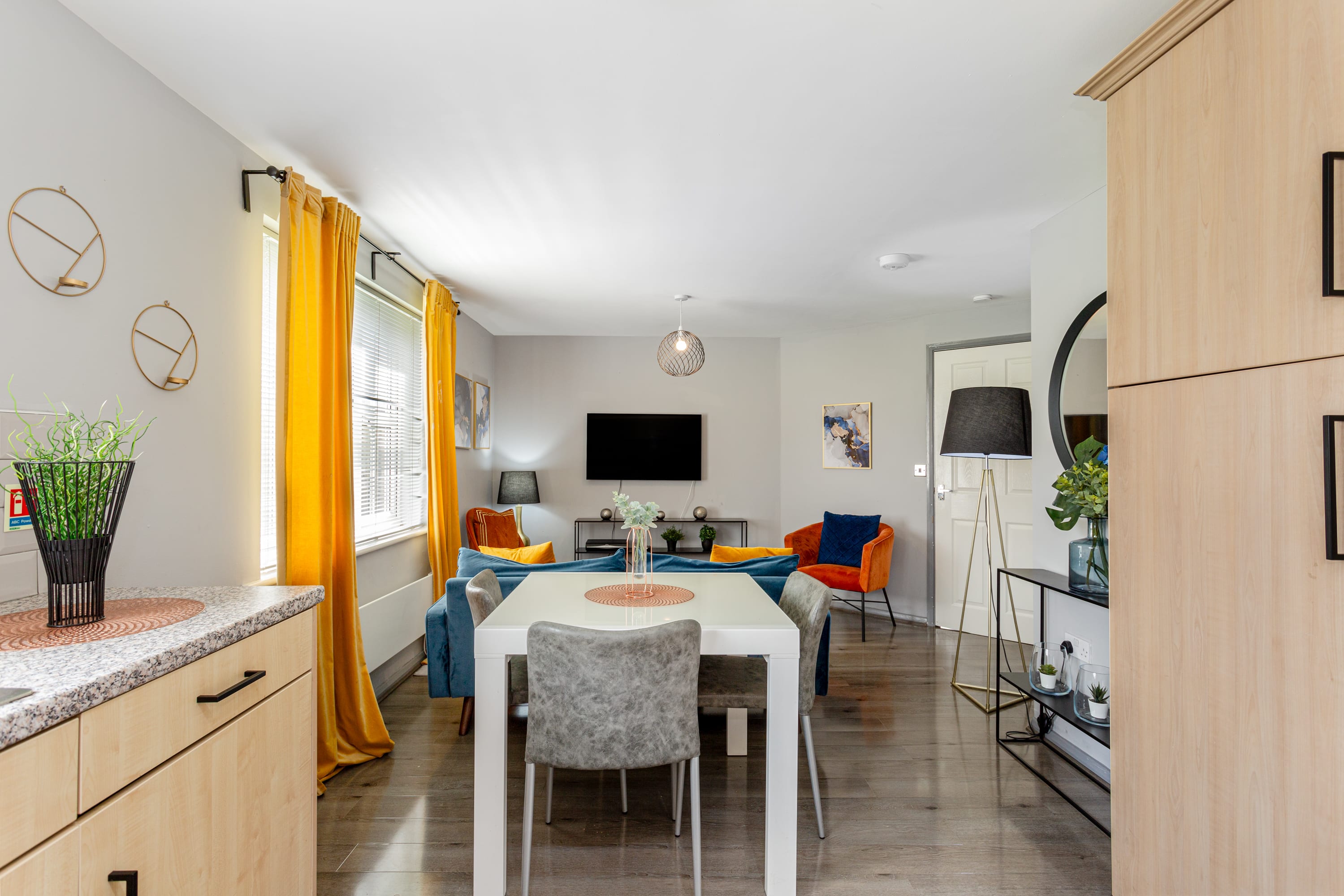 View 2-Bed Flat | Trafford Centre | Sleeps 5 | Parking in White Star Court M44 6QN 2-Bed Flat | Trafford Centre | Sleeps 5 | Parking in White Star Court M44 6QN - Property image 4 - VivreStays