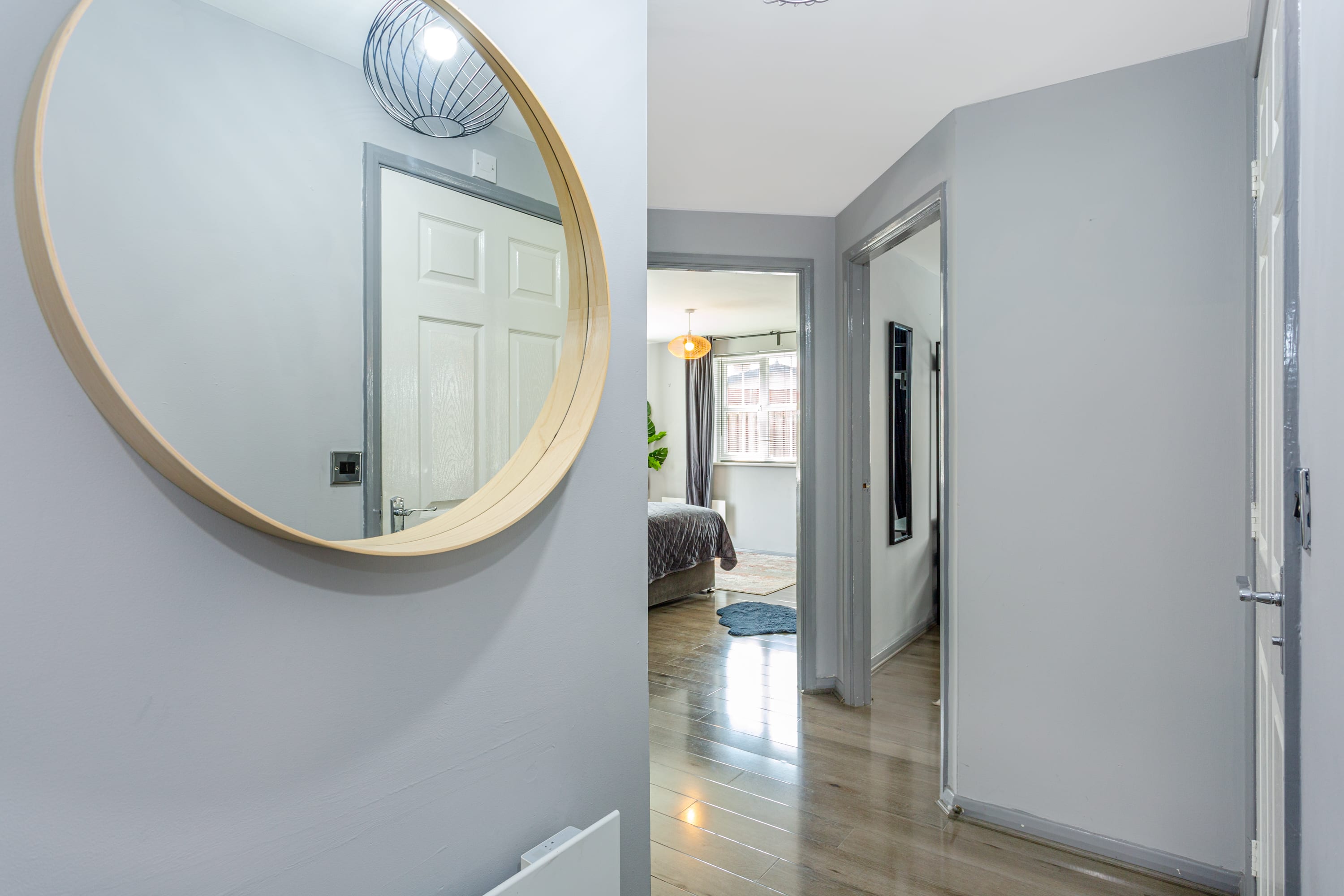 View 2-Bed Flat | Trafford Centre | Sleeps 5 | Parking in White Star Court M44 6QN 2-Bed Flat | Trafford Centre | Sleeps 5 | Parking in White Star Court M44 6QN - Property image 18 - VivreStays