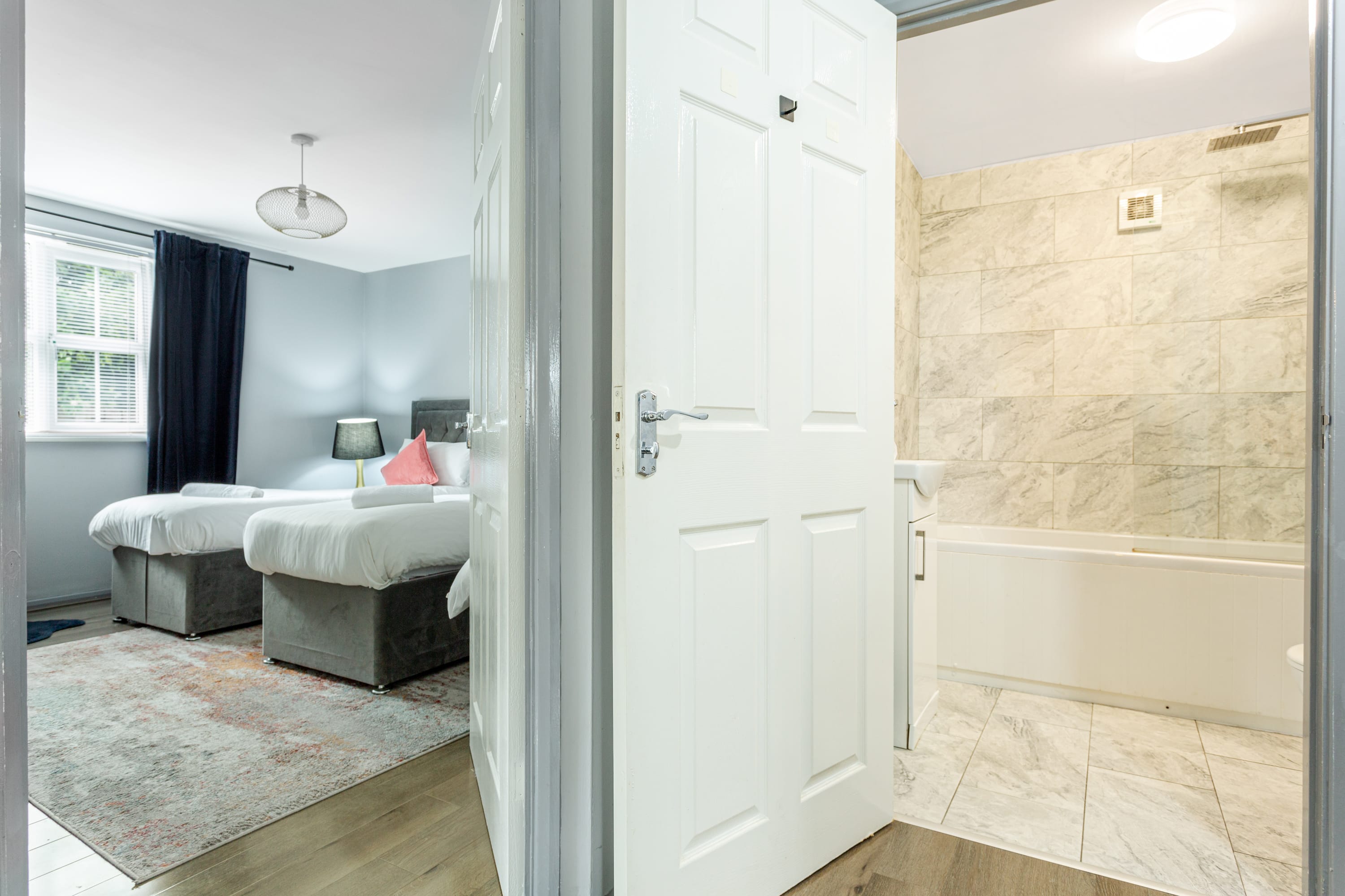 View 2-Bed Flat | Trafford Centre | Sleeps 5 | Parking in White Star Court M44 6QN 2-Bed Flat | Trafford Centre | Sleeps 5 | Parking in White Star Court M44 6QN - Property image 17 - VivreStays