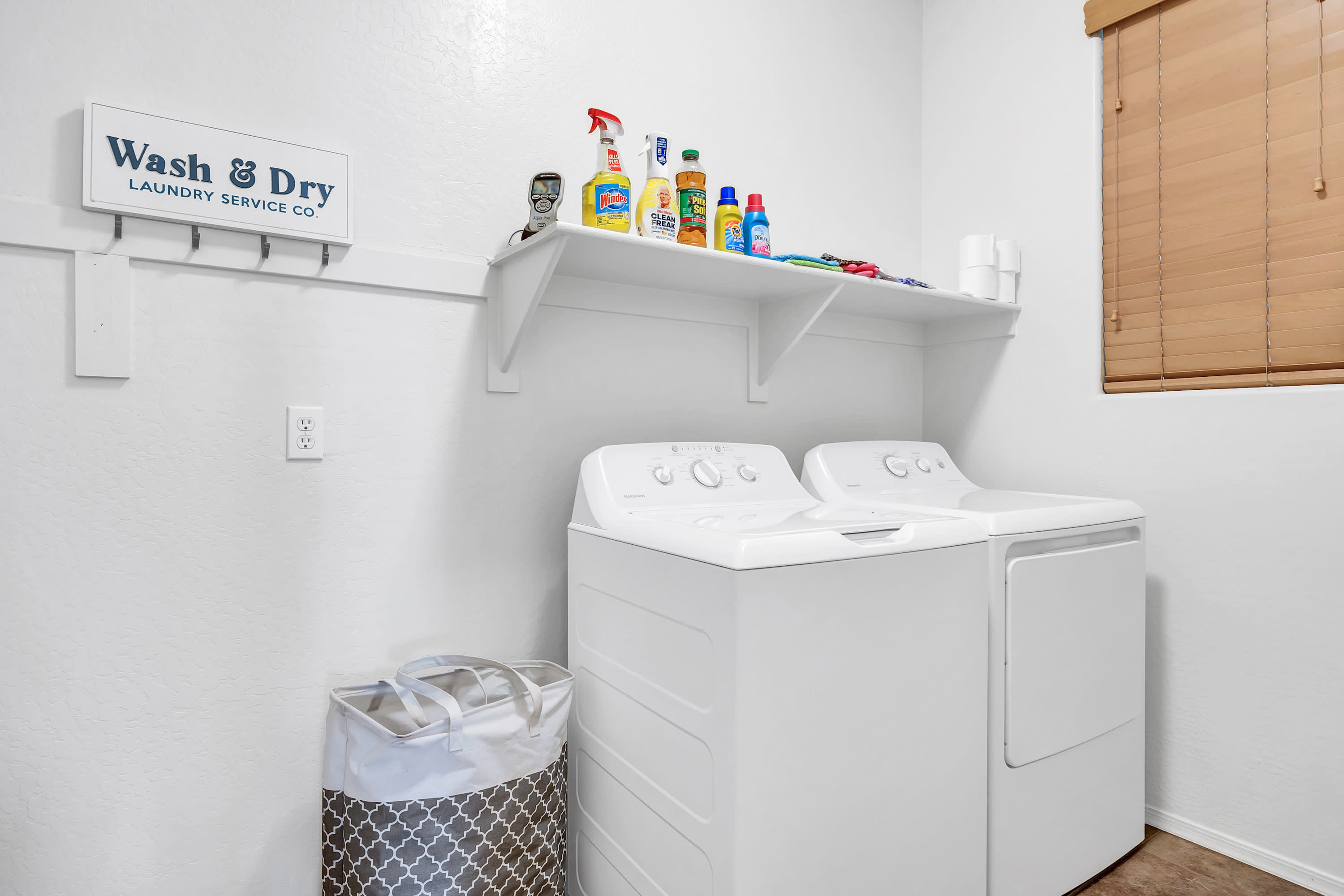 NEW! Pool, King Bed, Grill, Corn Hole - Foto 15