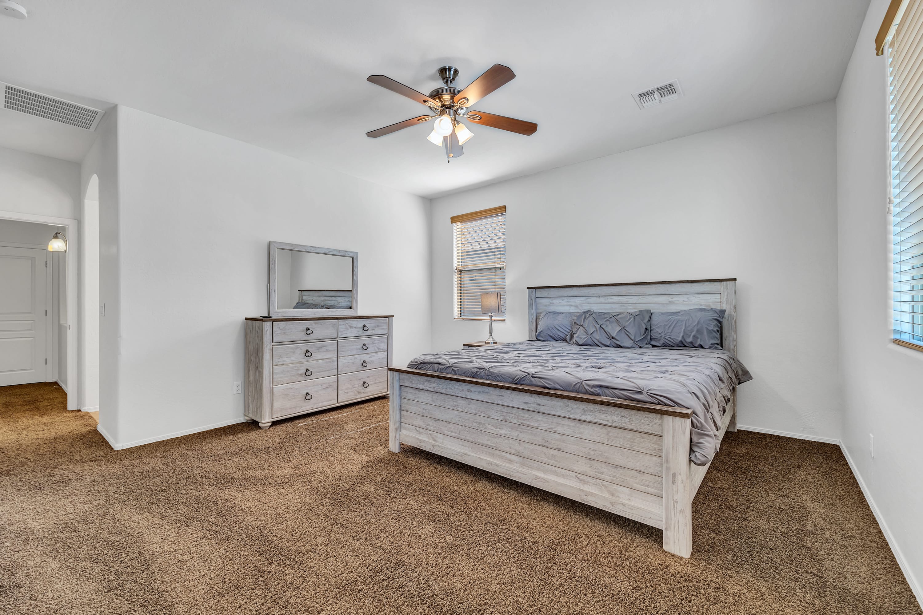 NEW! Pool, King Bed, Grill, Corn Hole - Foto 31