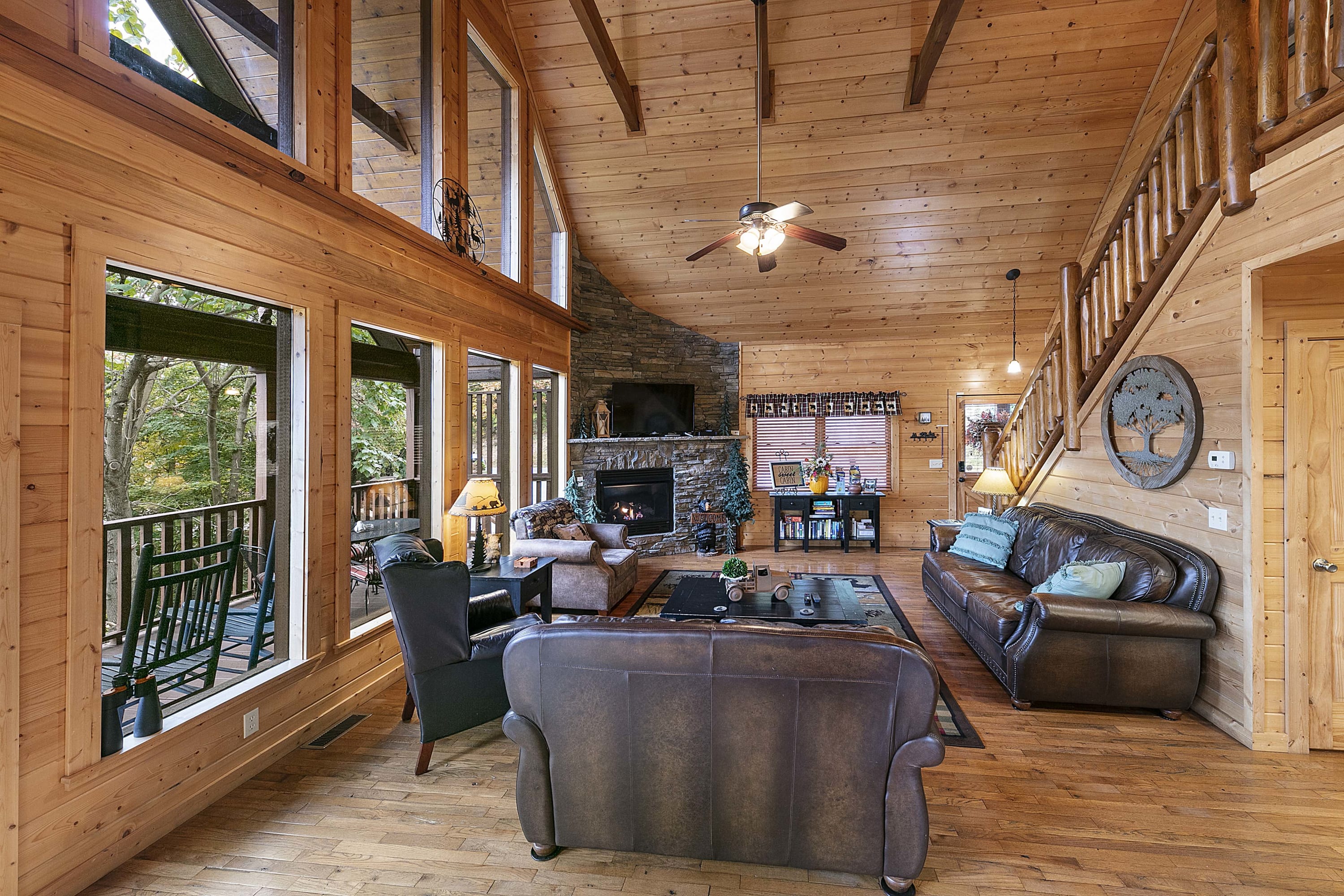 Spacious Living Room!