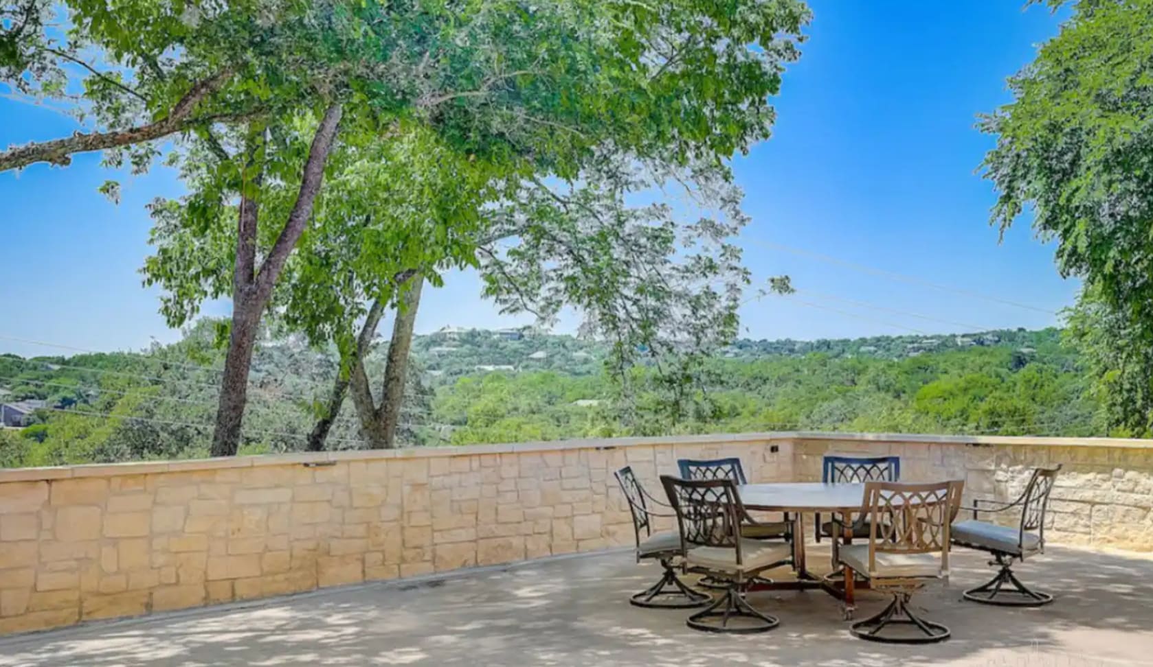 Pickleball Court, Hot Tub | Terrace - Portoro