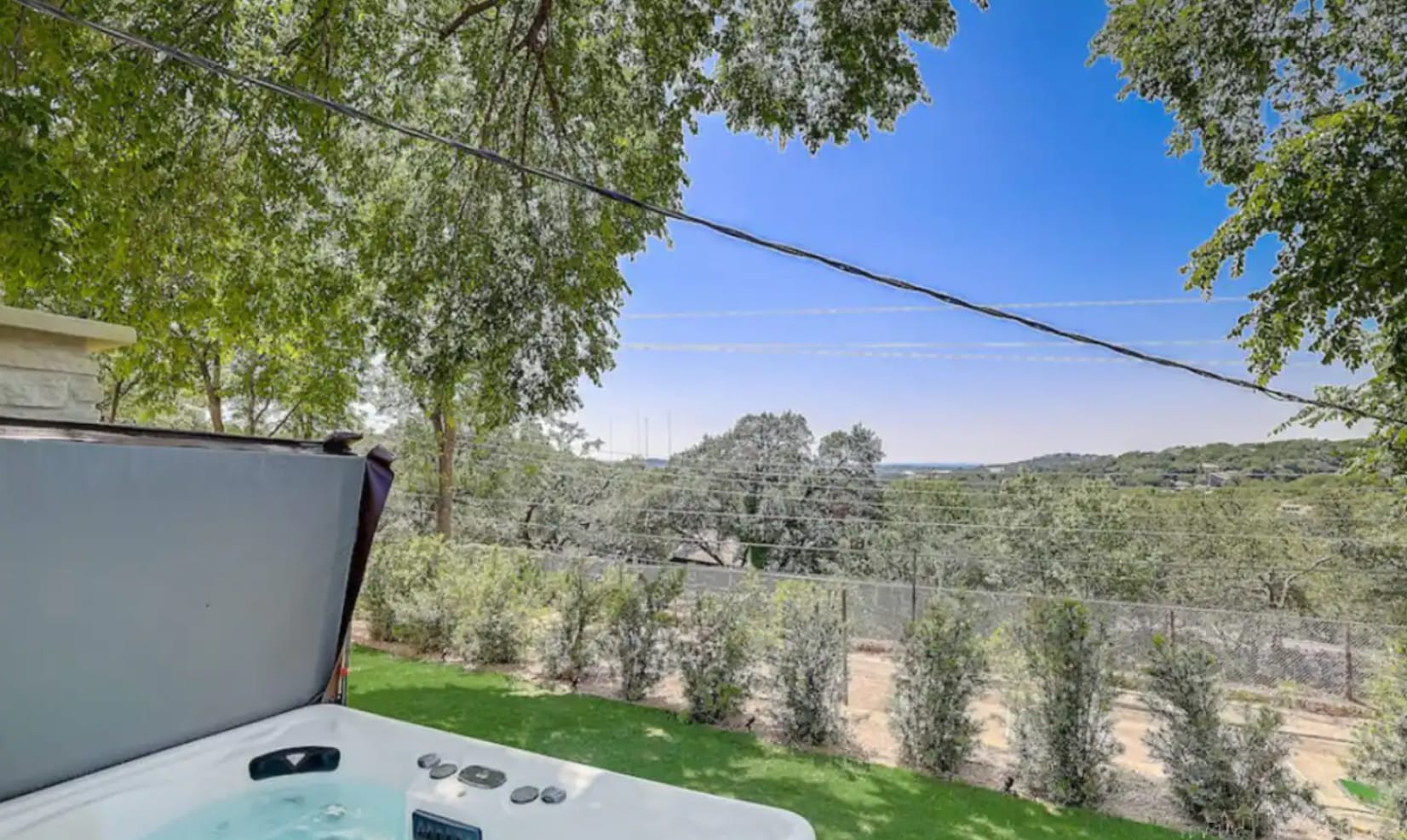 Pickleball Court, Hot Tub | Terrace - Portoro