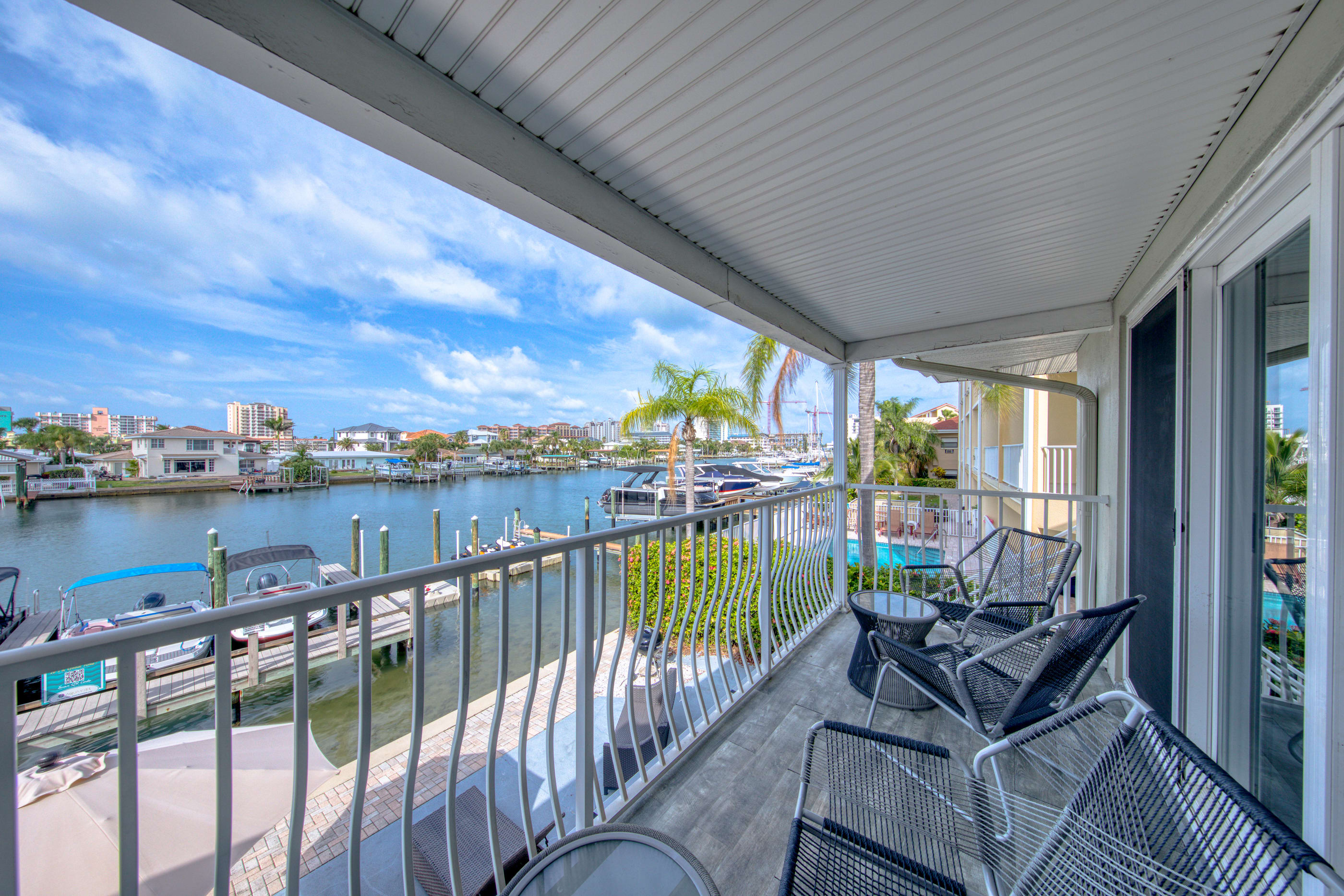 Peaceful Waterfront Escape·8-Min Walk 2 Beach (U6) — Clearwater, FL — vacation rental