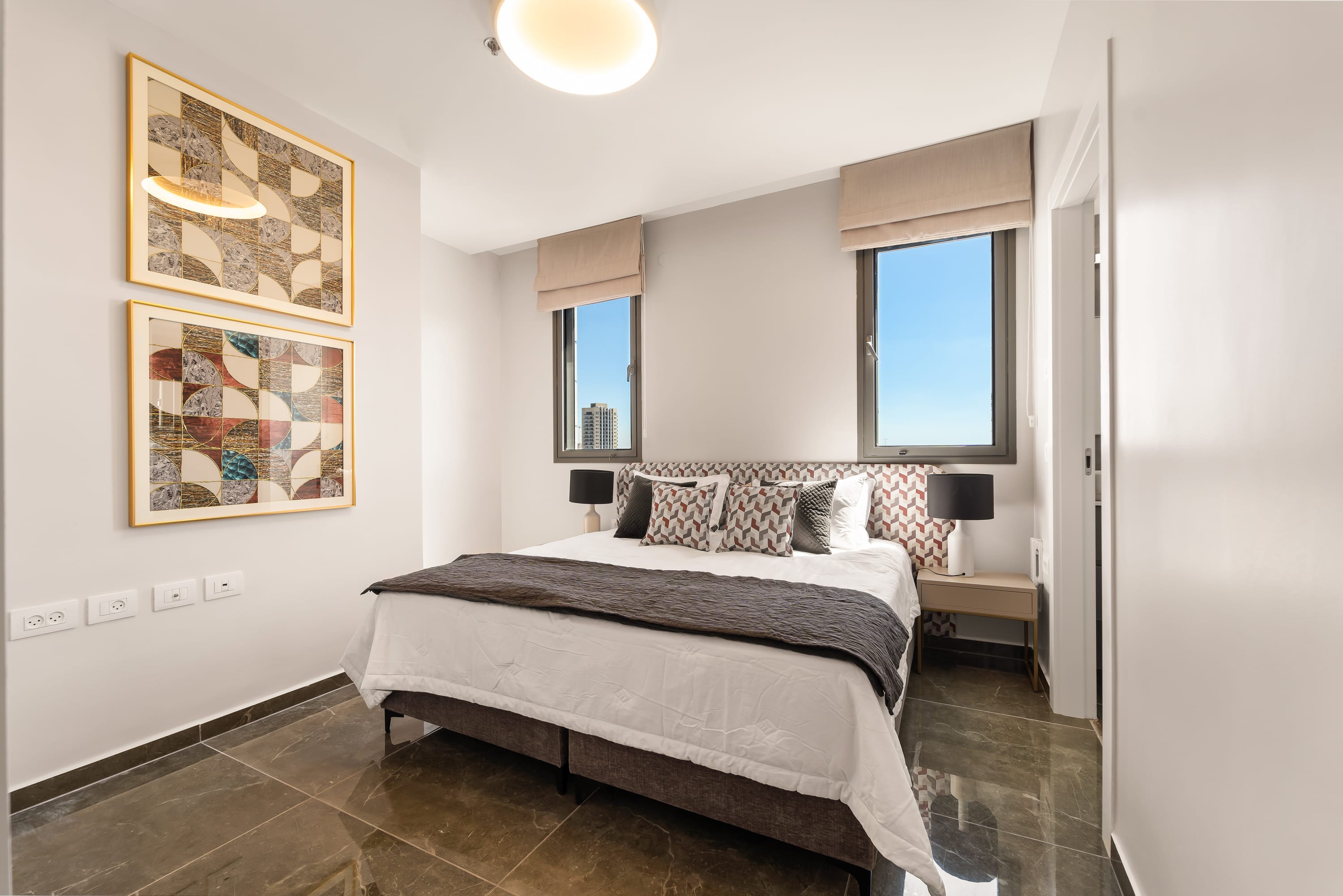 Luxury Apartment in the Heart of Jerusalem Stunning Panoramic Views photo 12