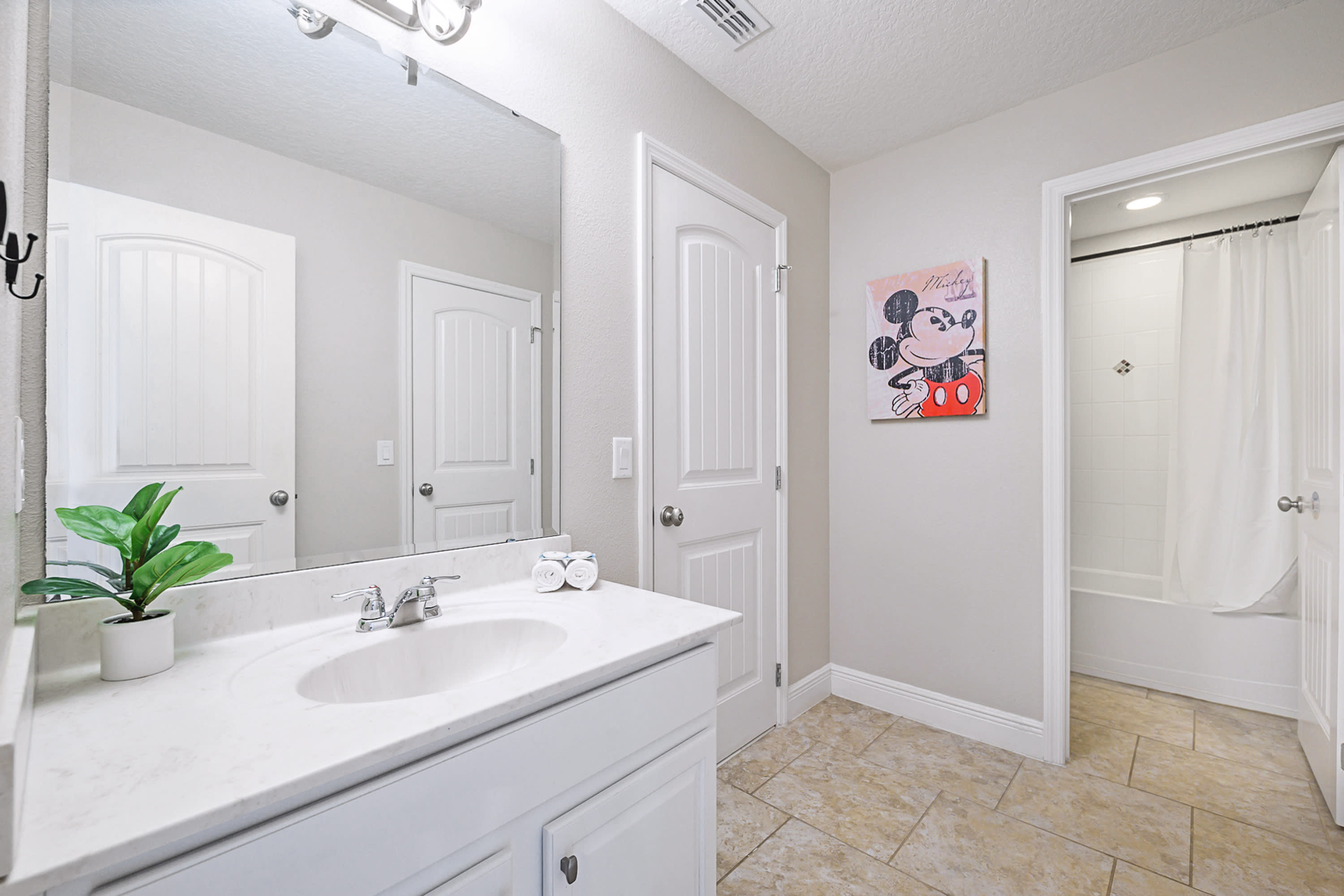 Mickey Mouse Room Ensuite