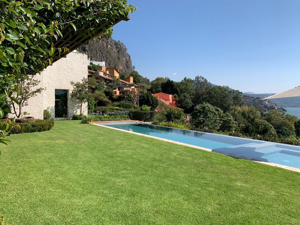 View 2