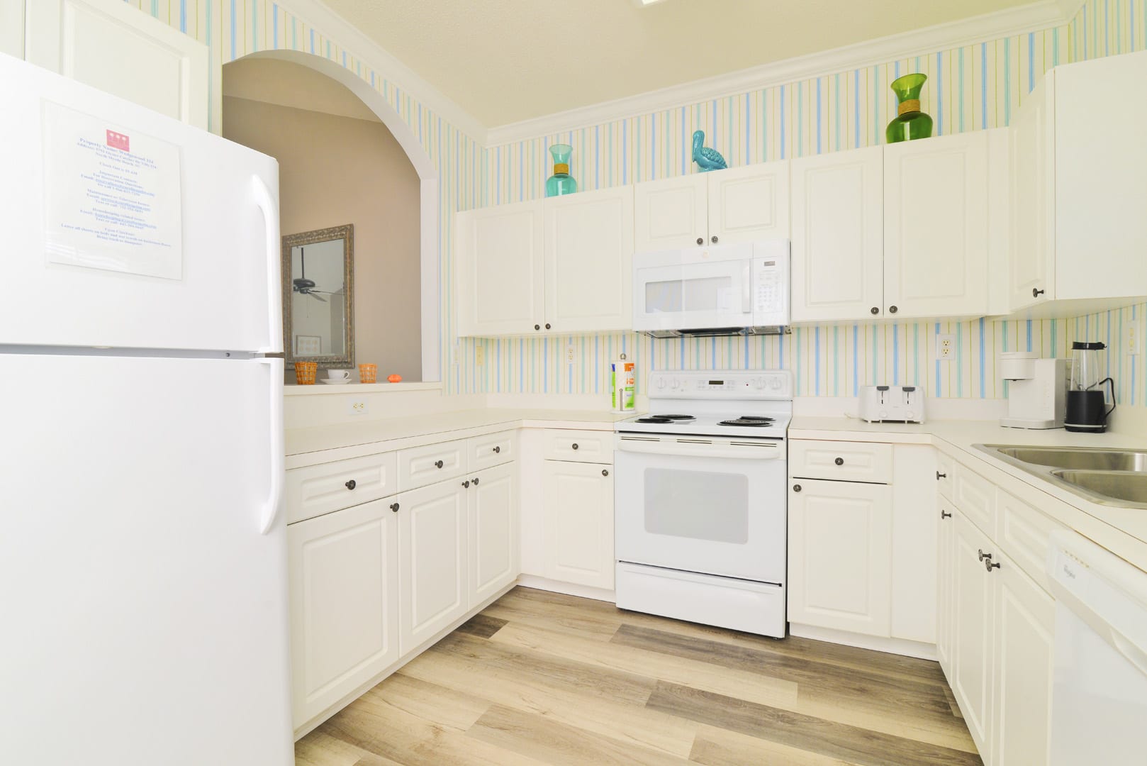 Barefoot Dream! Modern and Gorgeous w 15000sf Pool