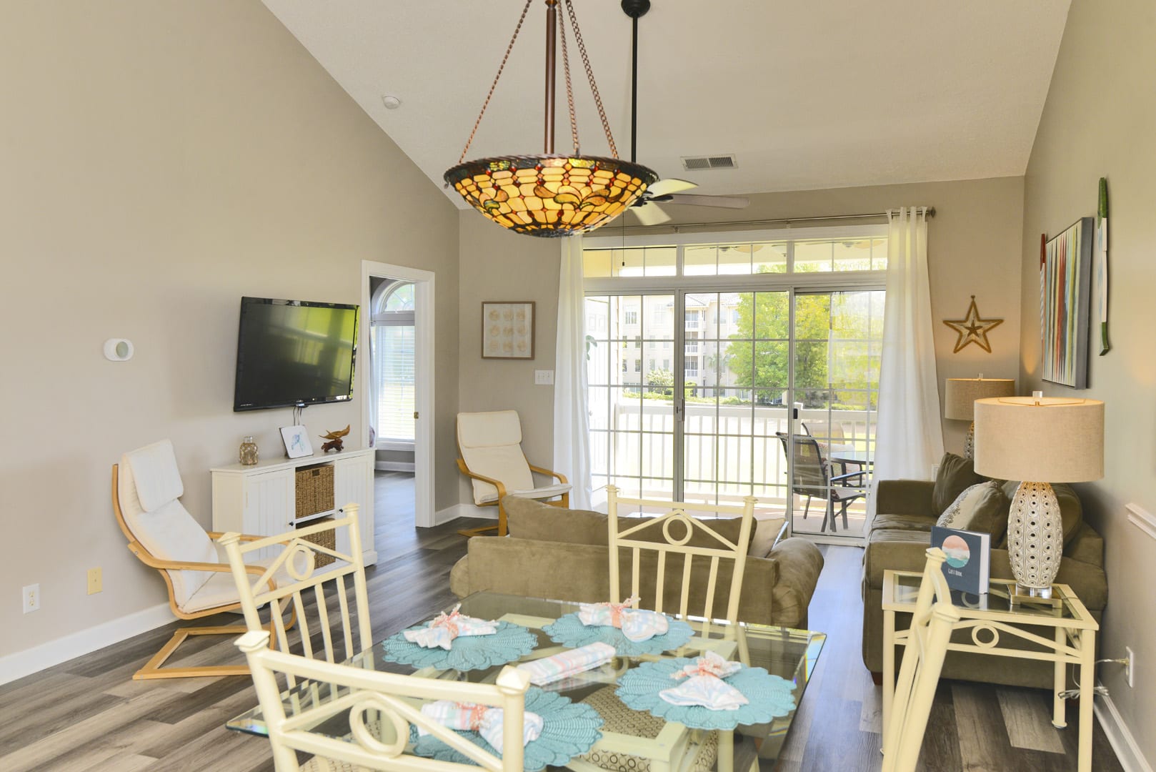 Barefoot Dream! Modern and Gorgeous w 15000sf Pool