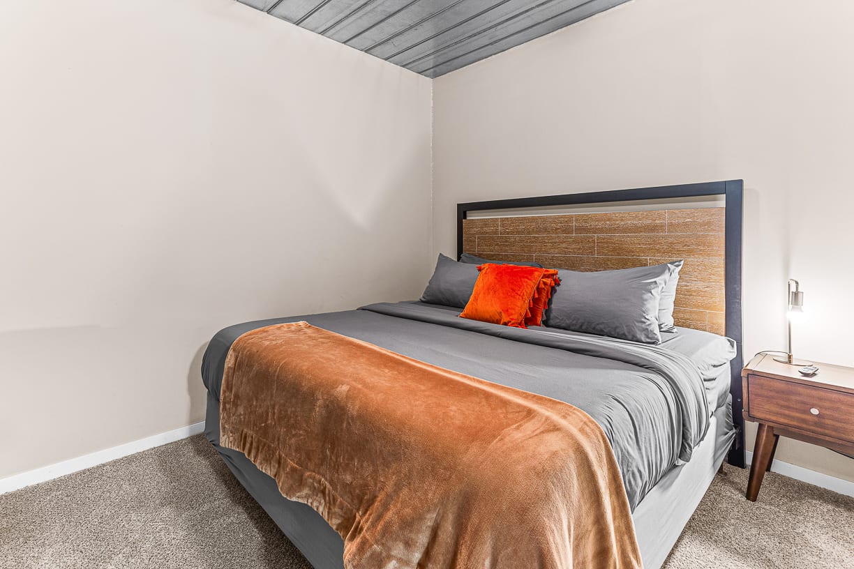 Apartment near Kerrytown Concert House - Photo 11