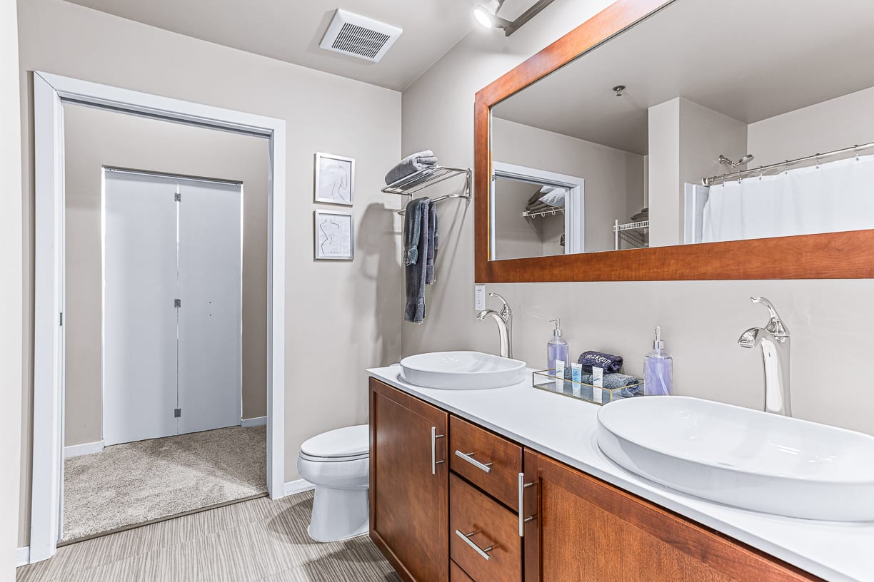 Apartment near Kerrytown Concert House - Photo 14