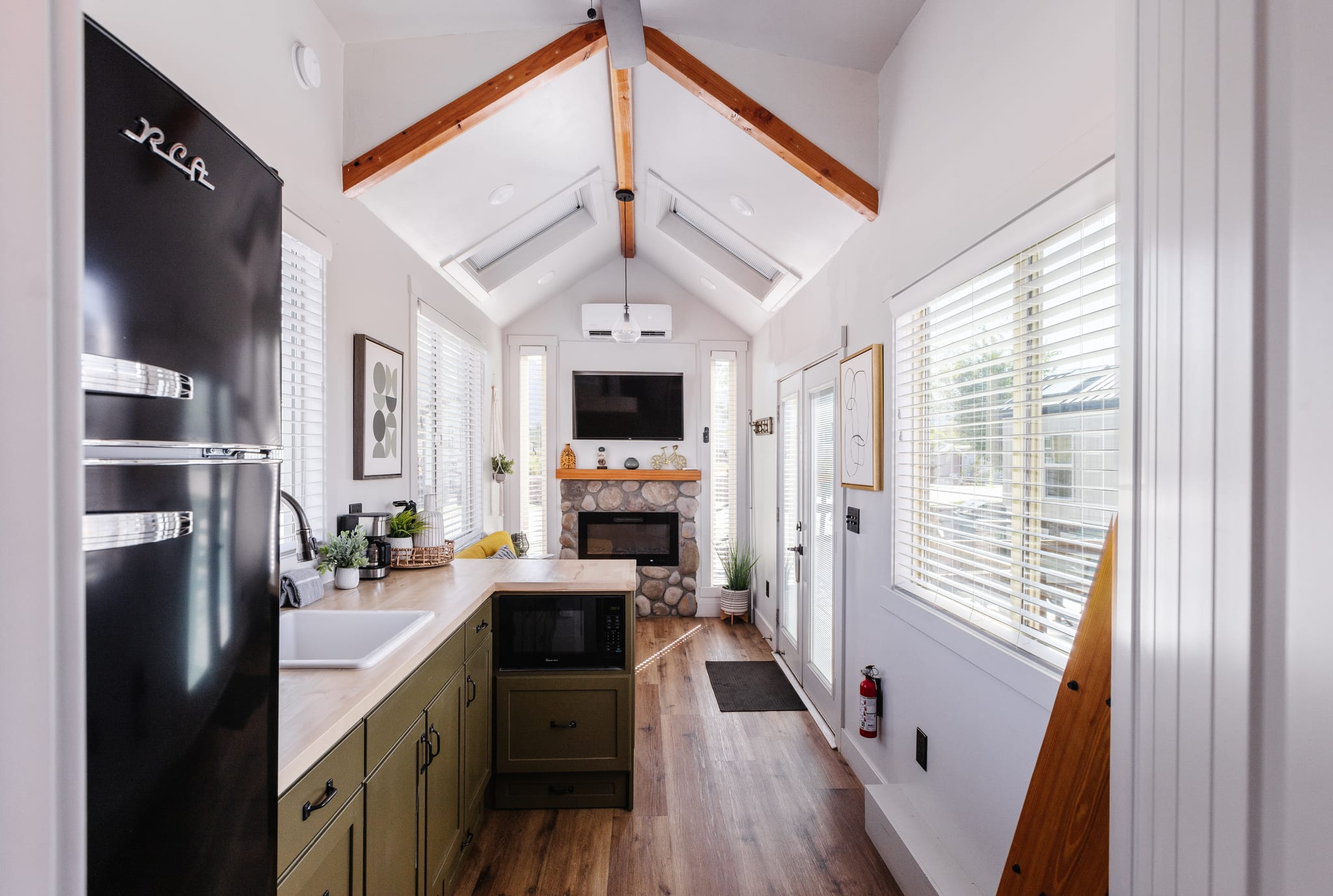 Near Zion • Modern Tiny Home • Hiking & MTB Access — Apple Valley, UT — vacation rental