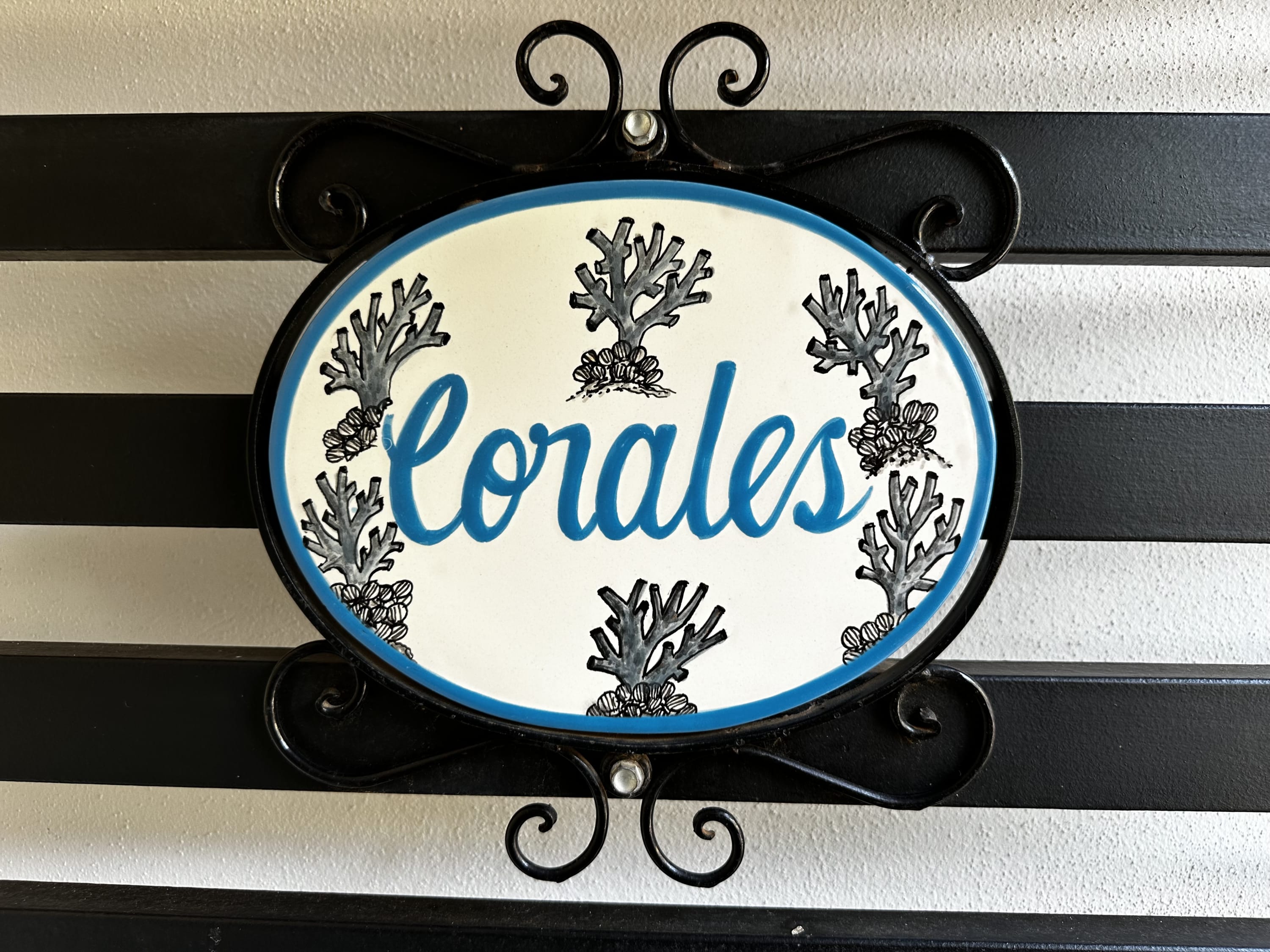 Corales apartment, remodeled, pool and beach 50 m