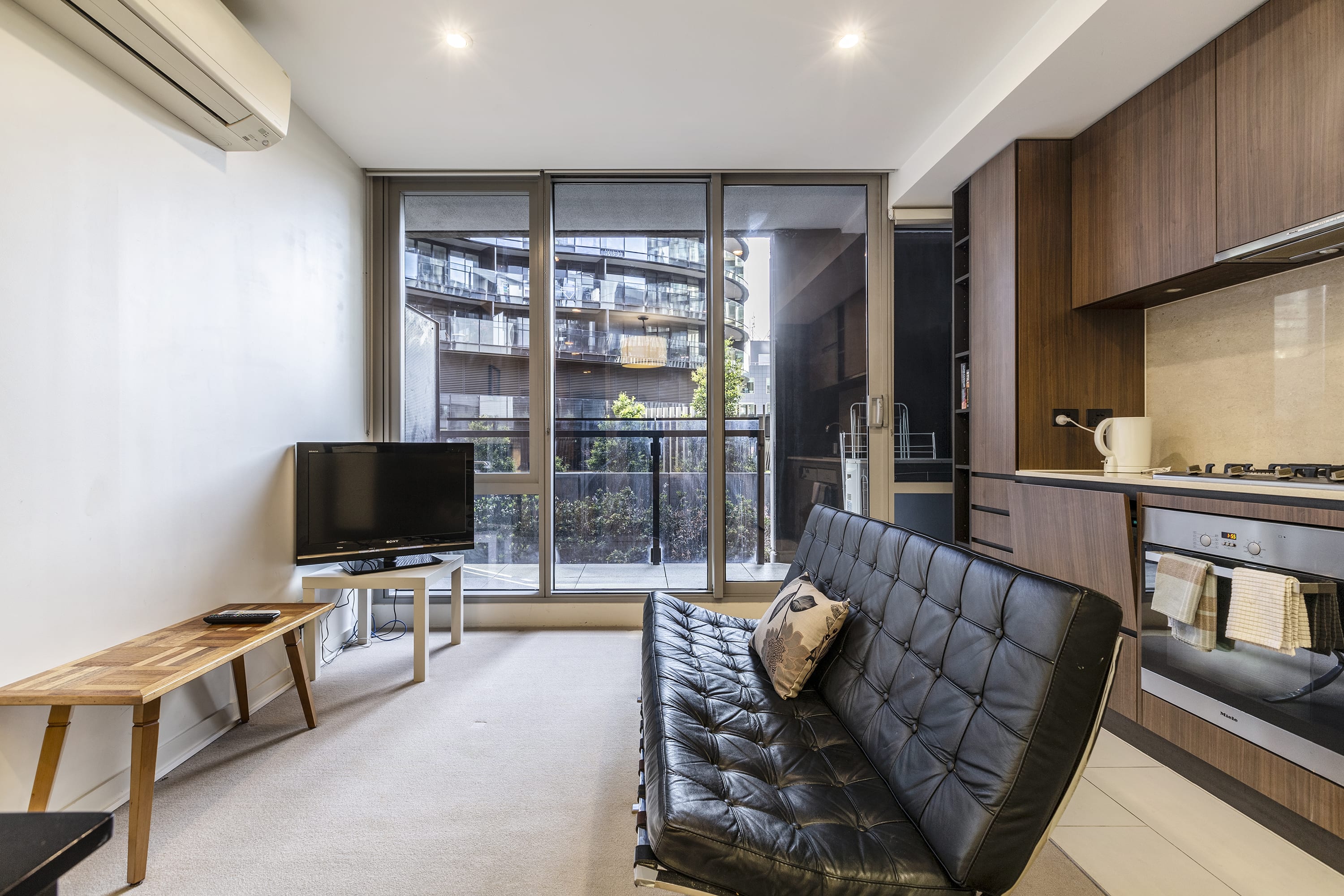 1 Bedroom Apartment steps from South Yarra Station - Foto 16