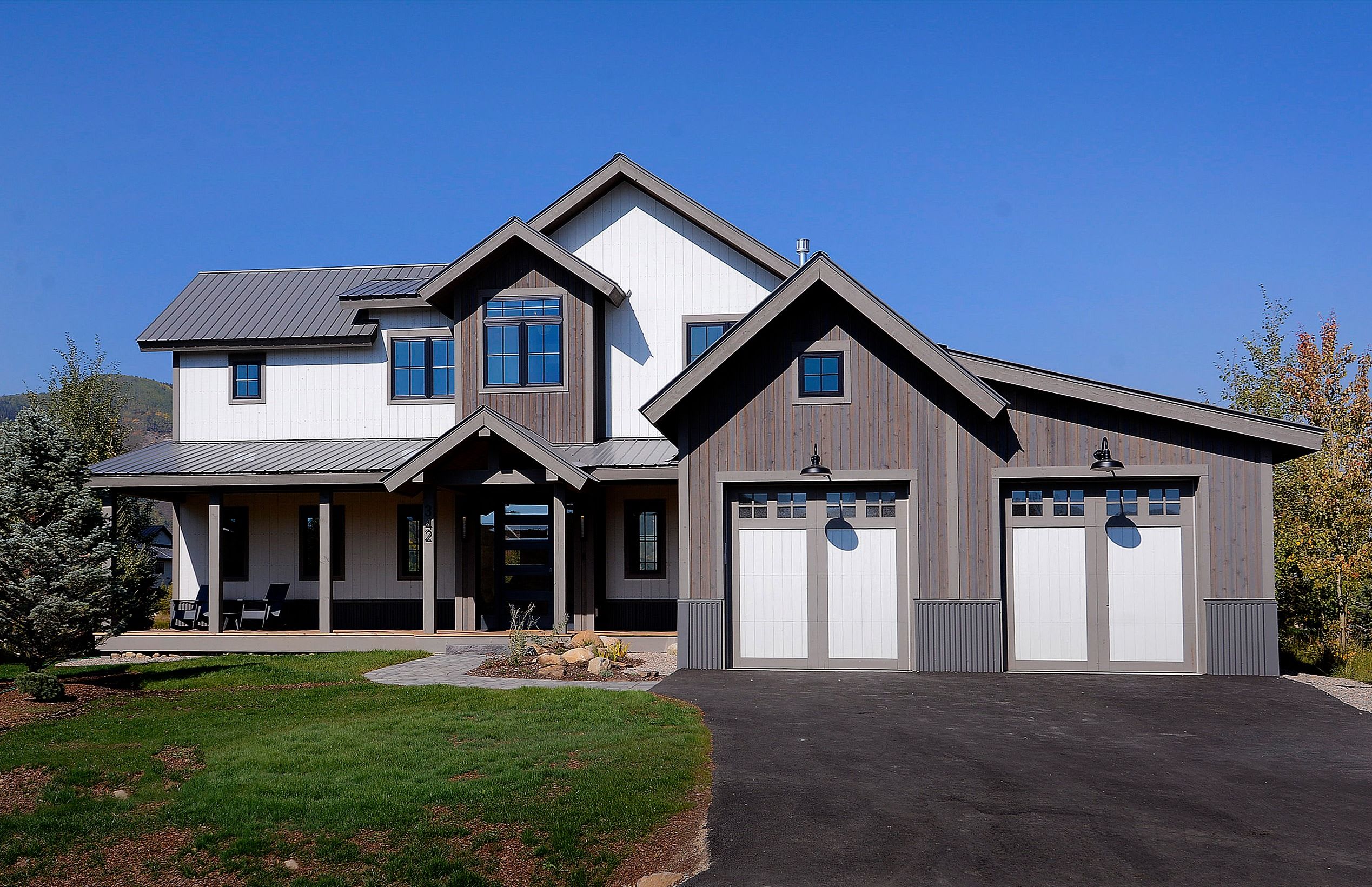 Lakeview Luxury, Hot tub, firepit, views! — Skyland & Surrounding Areas, CO — vacation rental