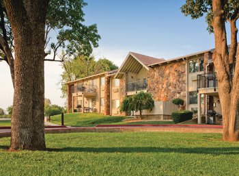 Wyndham Grand Lake 1BR Apartment with Resort Access — Afton, OK — vacation rental