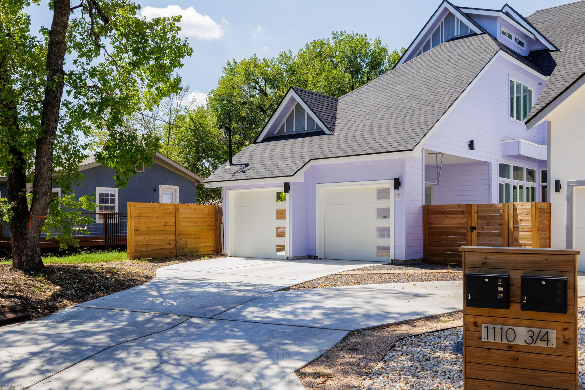 Free Parking, East Side | Eastview - Portoro