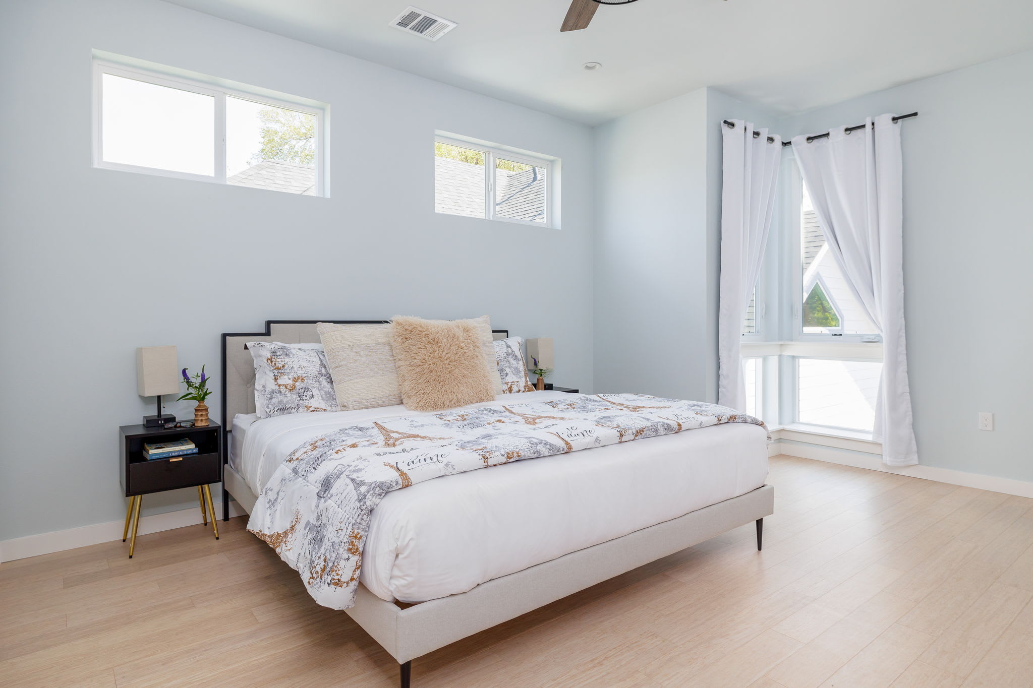 King Bed