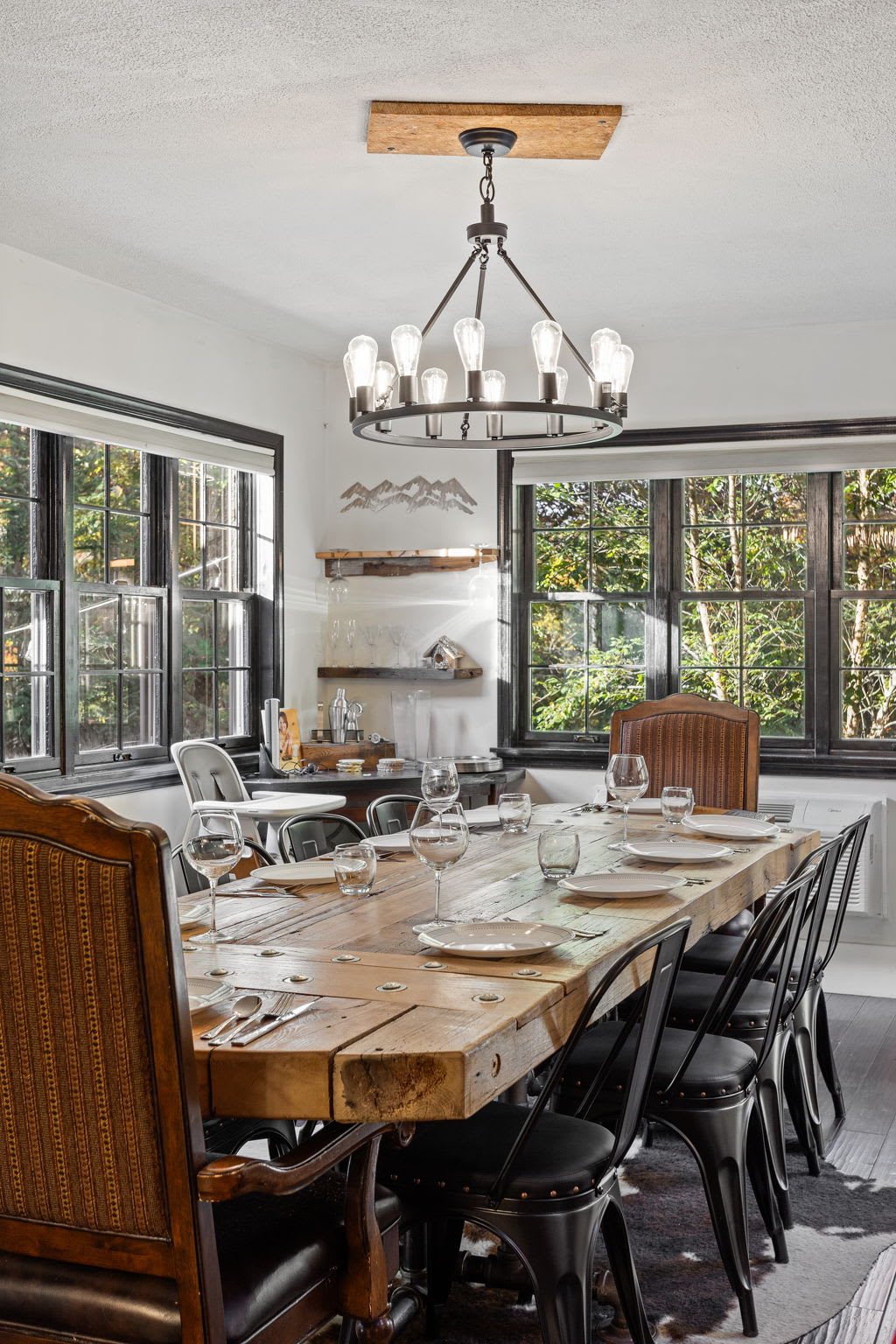 Elegant Dining Setup – A well-lit dining space, perfect for gatherings and special meals.
