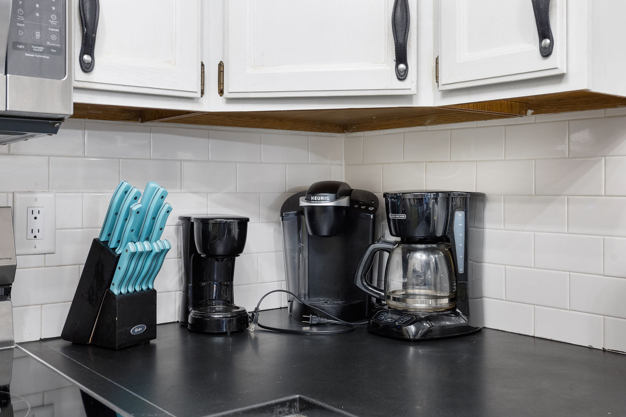 Coffee Station for Guests – A dedicated space with a coffee maker, and essentials.