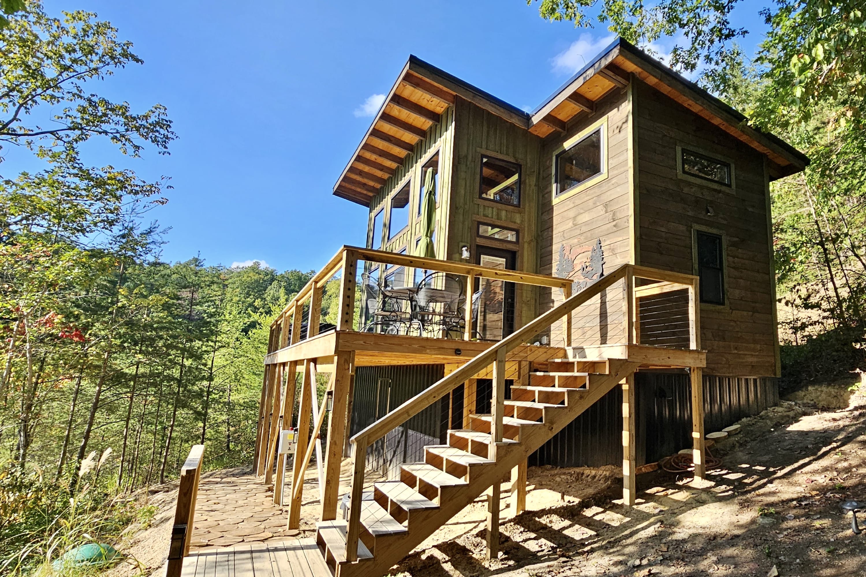 Pine Rock |Private | RRG |Views | Perfect Location — Stanton, KY — vacation rental