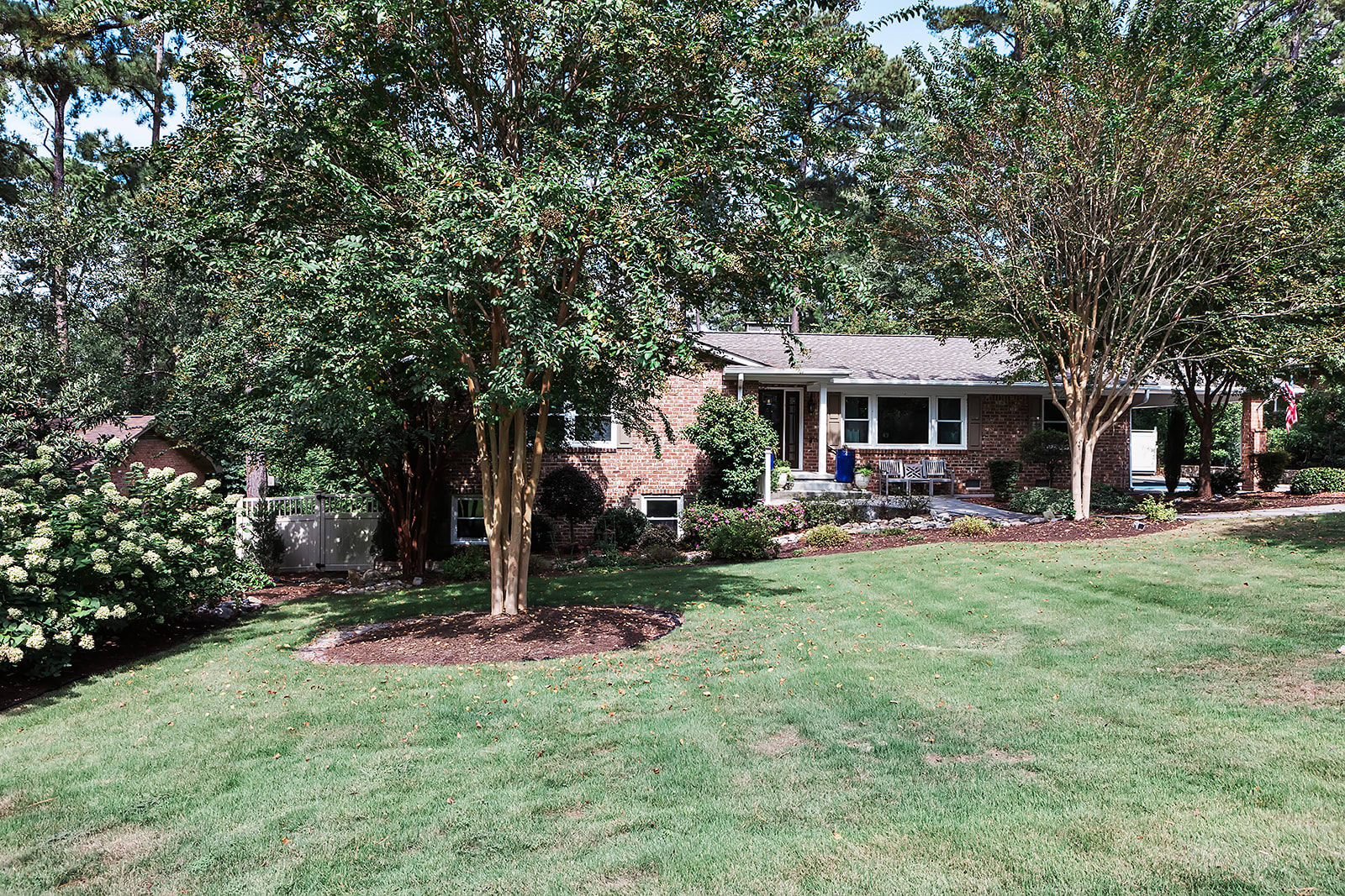 Luxurious Hidden Oasis in Forrest Acres