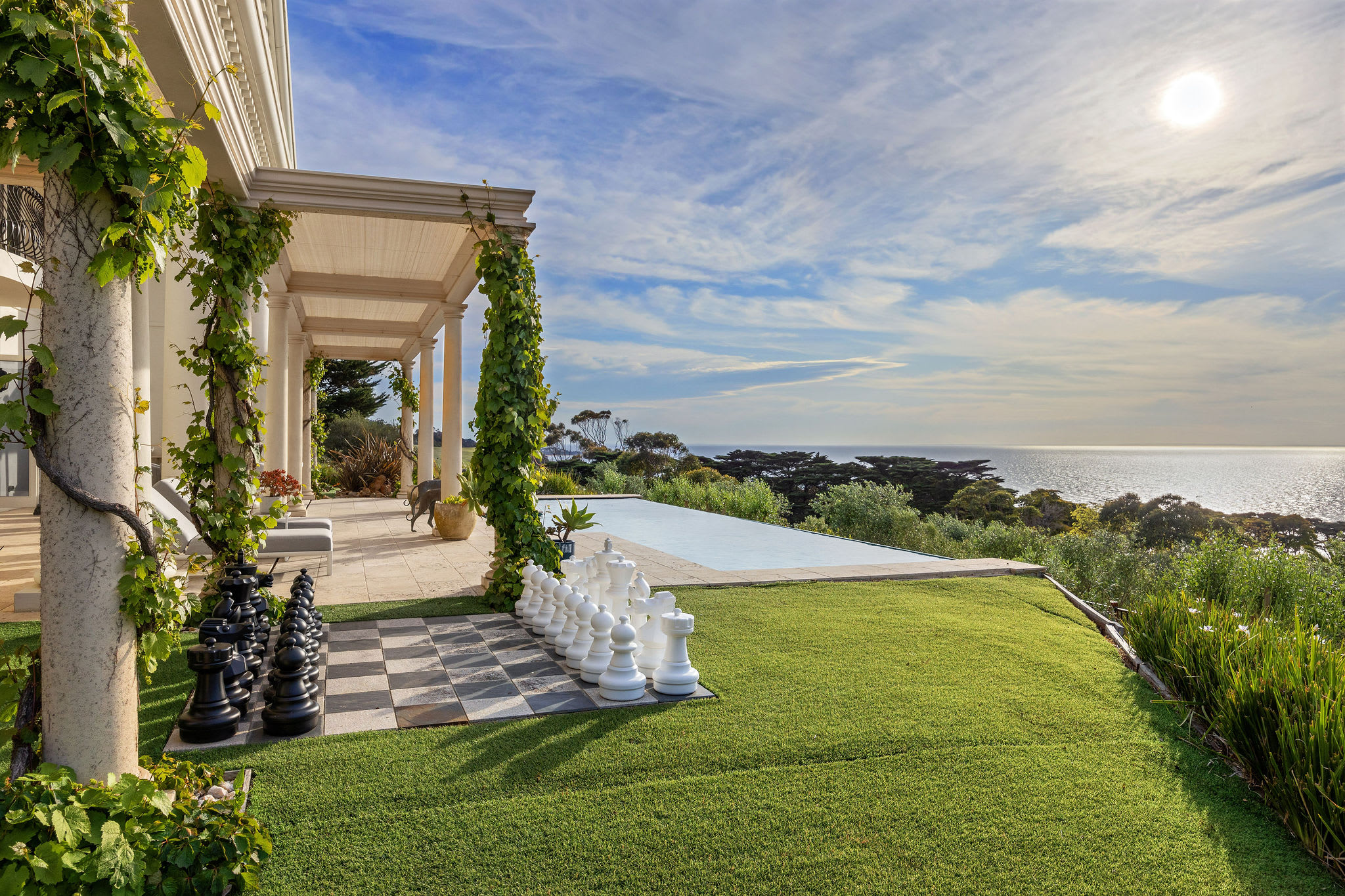 The Bay Crest Manor | Views, Pool, Beach - Foto 1