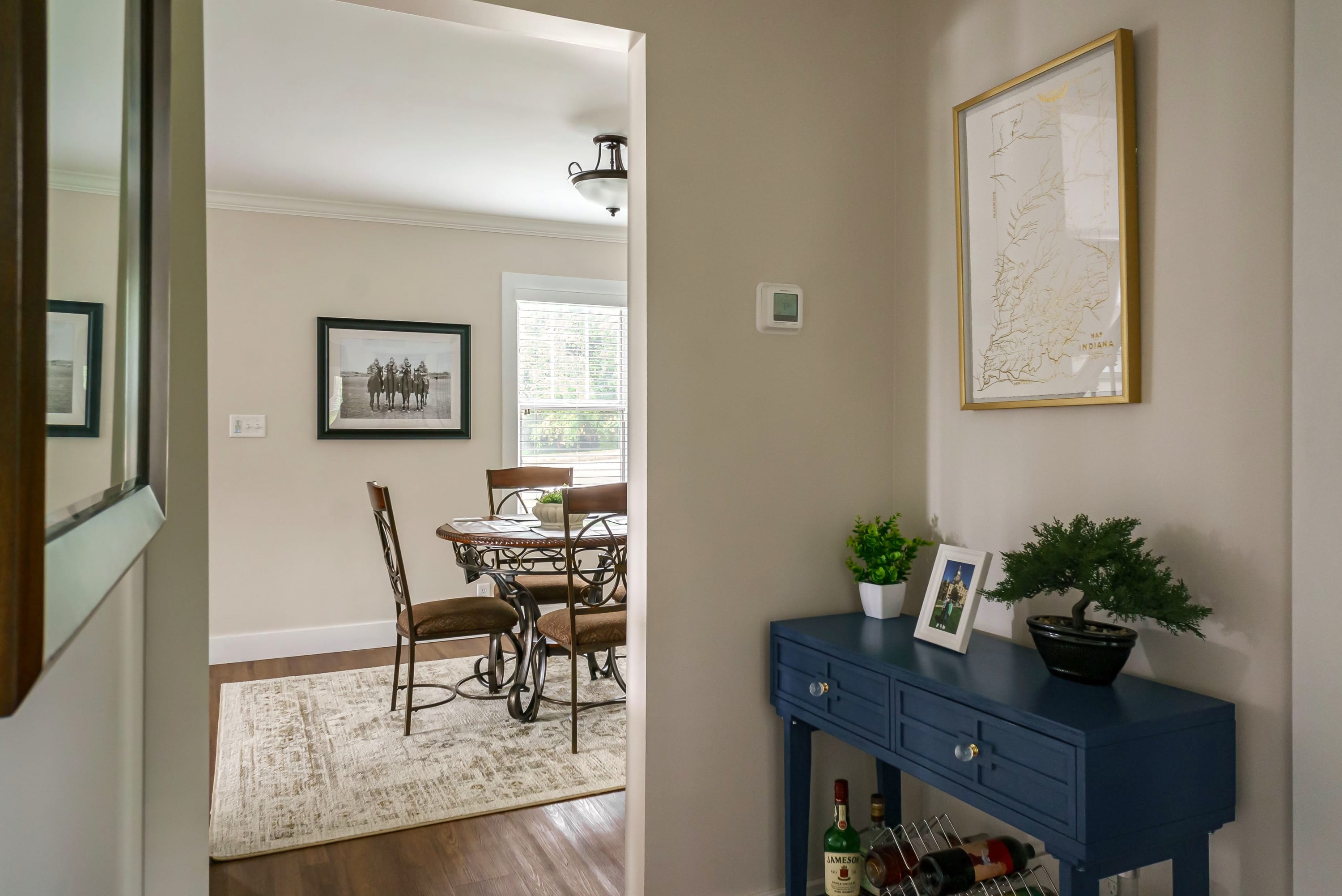 Modern home just 10 mins to Notre Dame (18384) 6