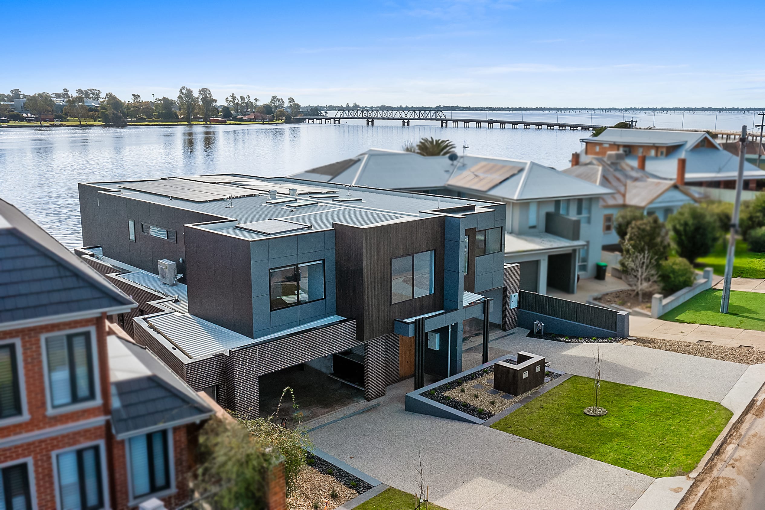 Edgewater on Irvine — Yarrawonga, Victoria — vacation rental