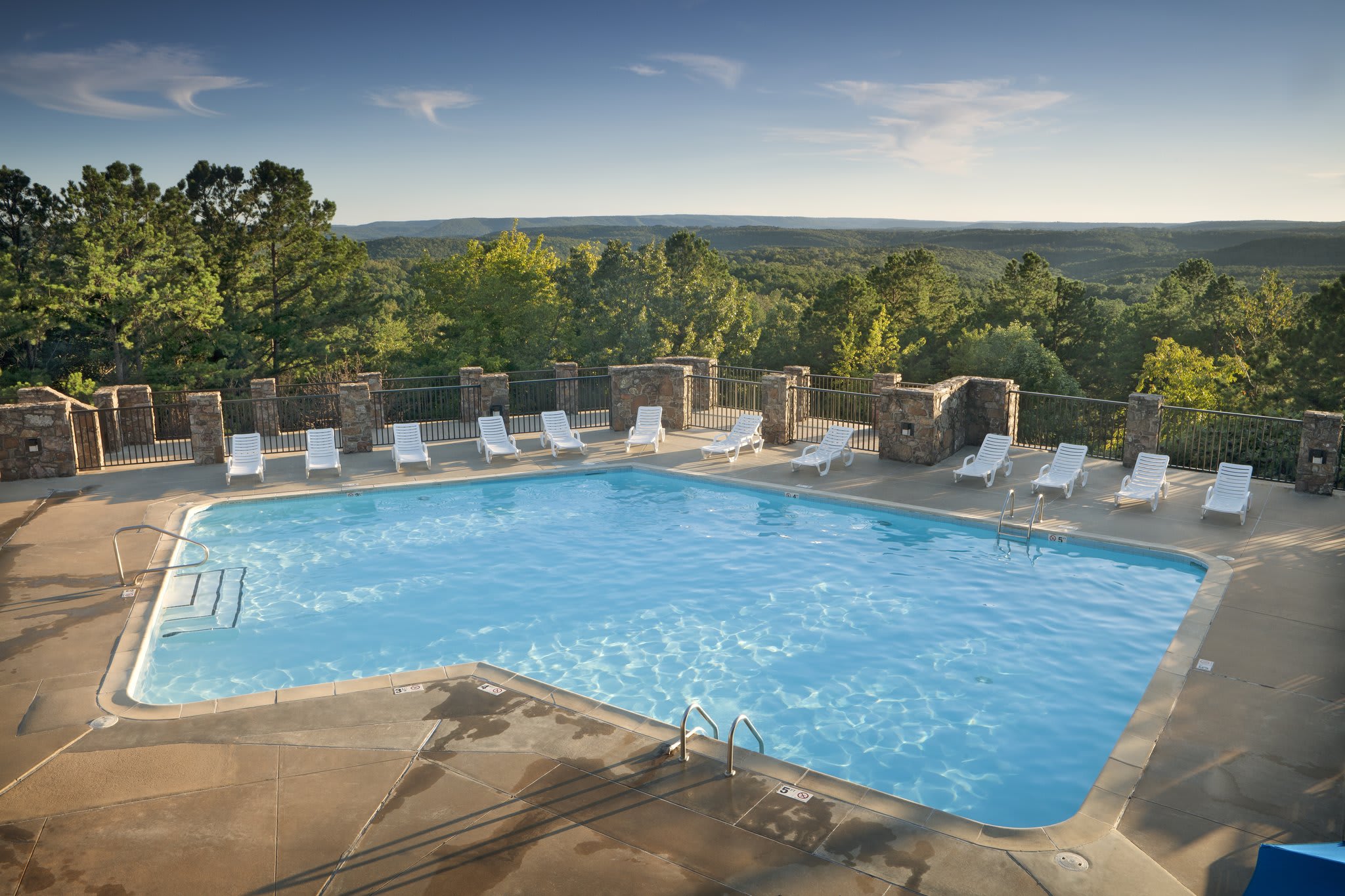 Wyndham Fairfield Bay 2BR Apartment with Resort Access — Fairfield Bay, AR — vacation rental