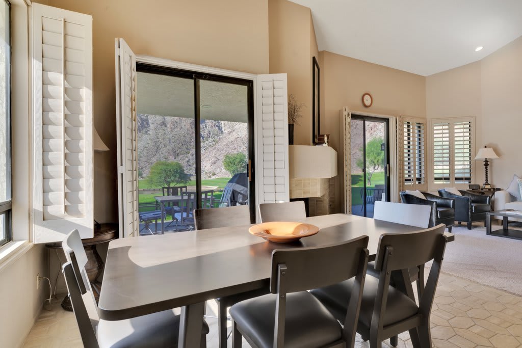 Spacious Villa with Spectacular Golf Course Views! - Photo 5