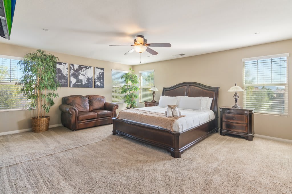 Primary Master Bedroom with King sized bed and ensuite bathroom
