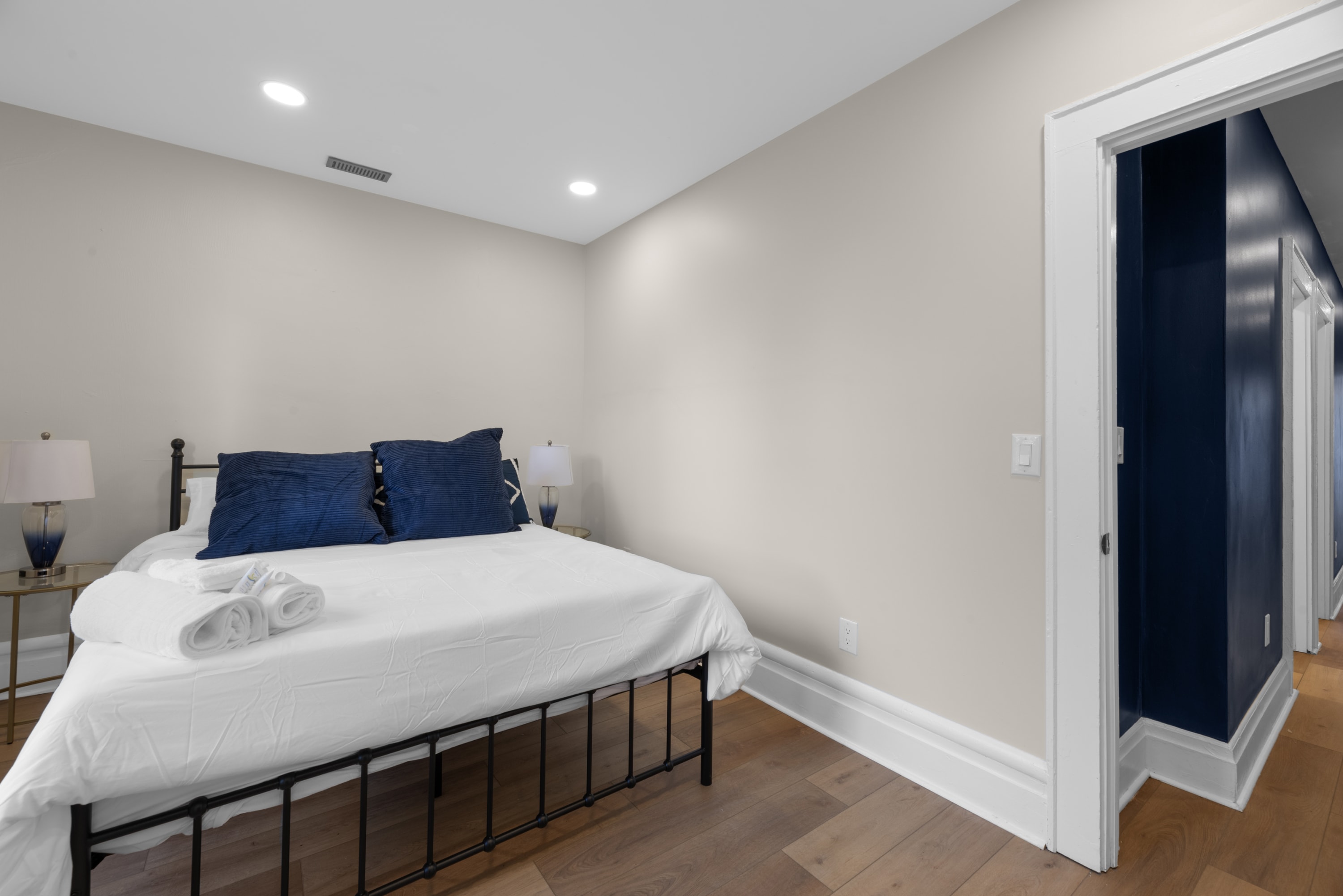Queen Bedroom
