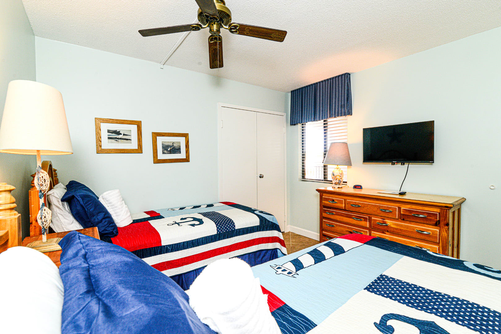 Oceanfront Dream w Huge Balcony 3 Baths and Pool
