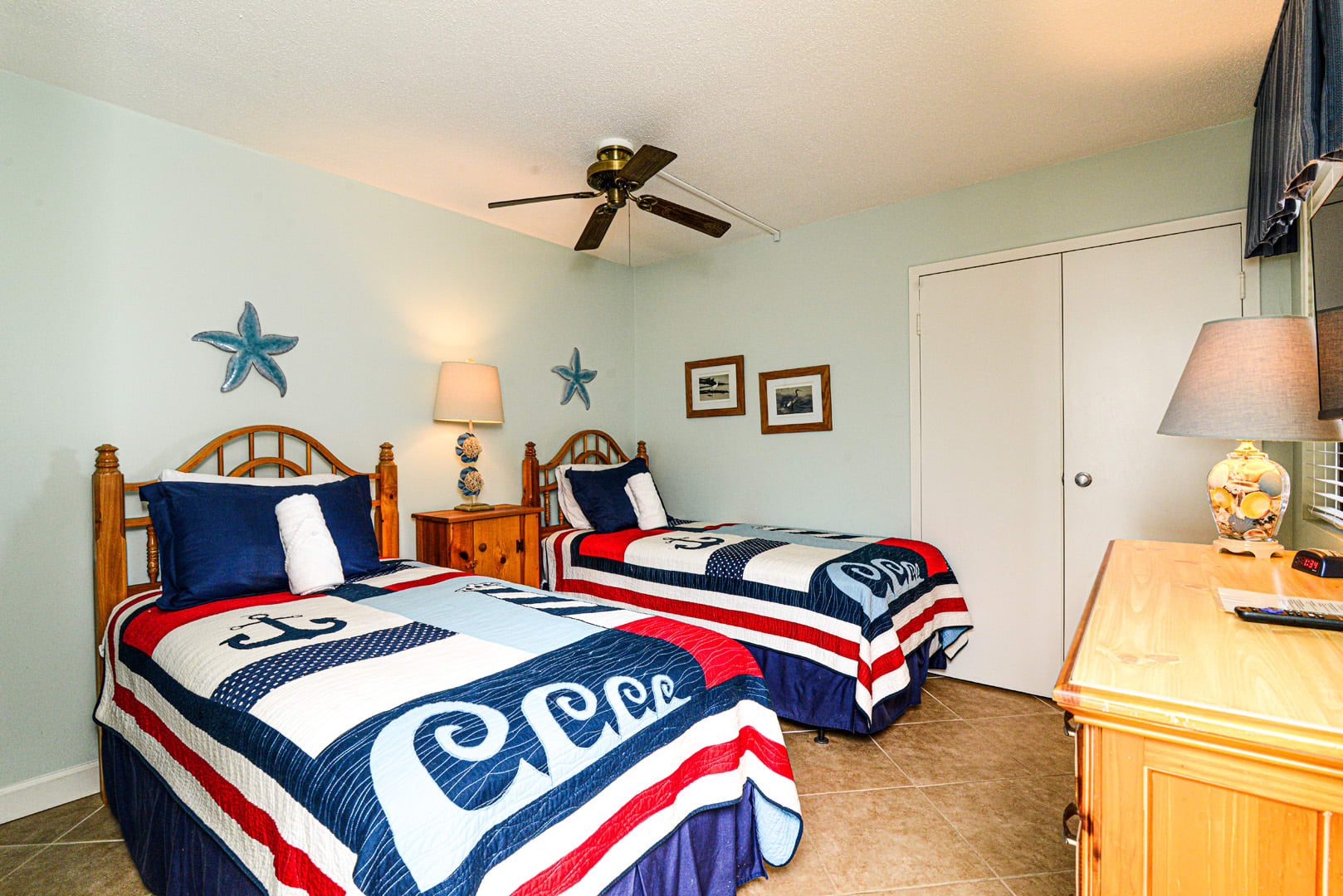 Oceanfront Dream w Huge Balcony 3 Baths and Pool