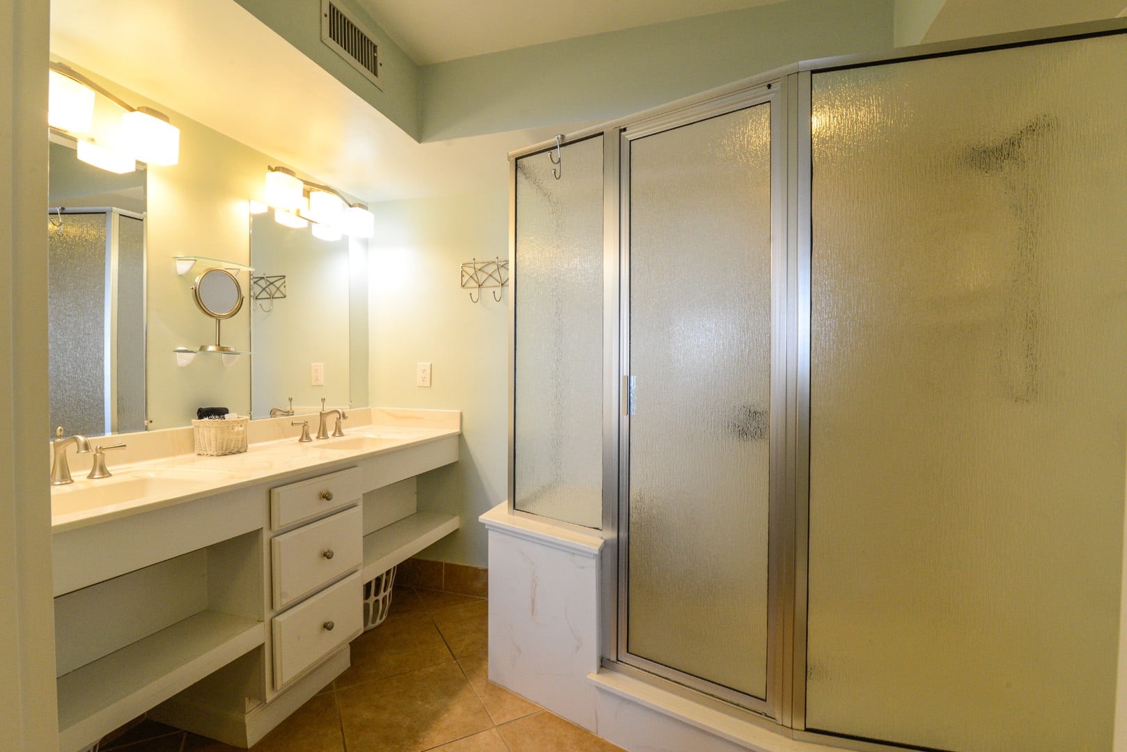 3 Full Bathrooms