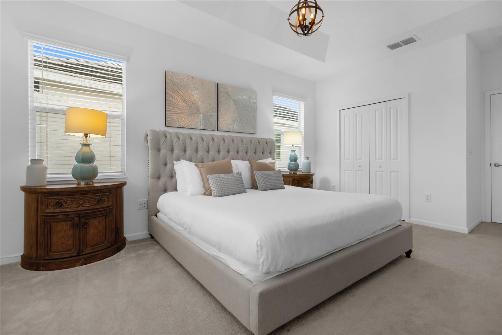 Relax In This Bright And Inviting King Room With Elegant Decor