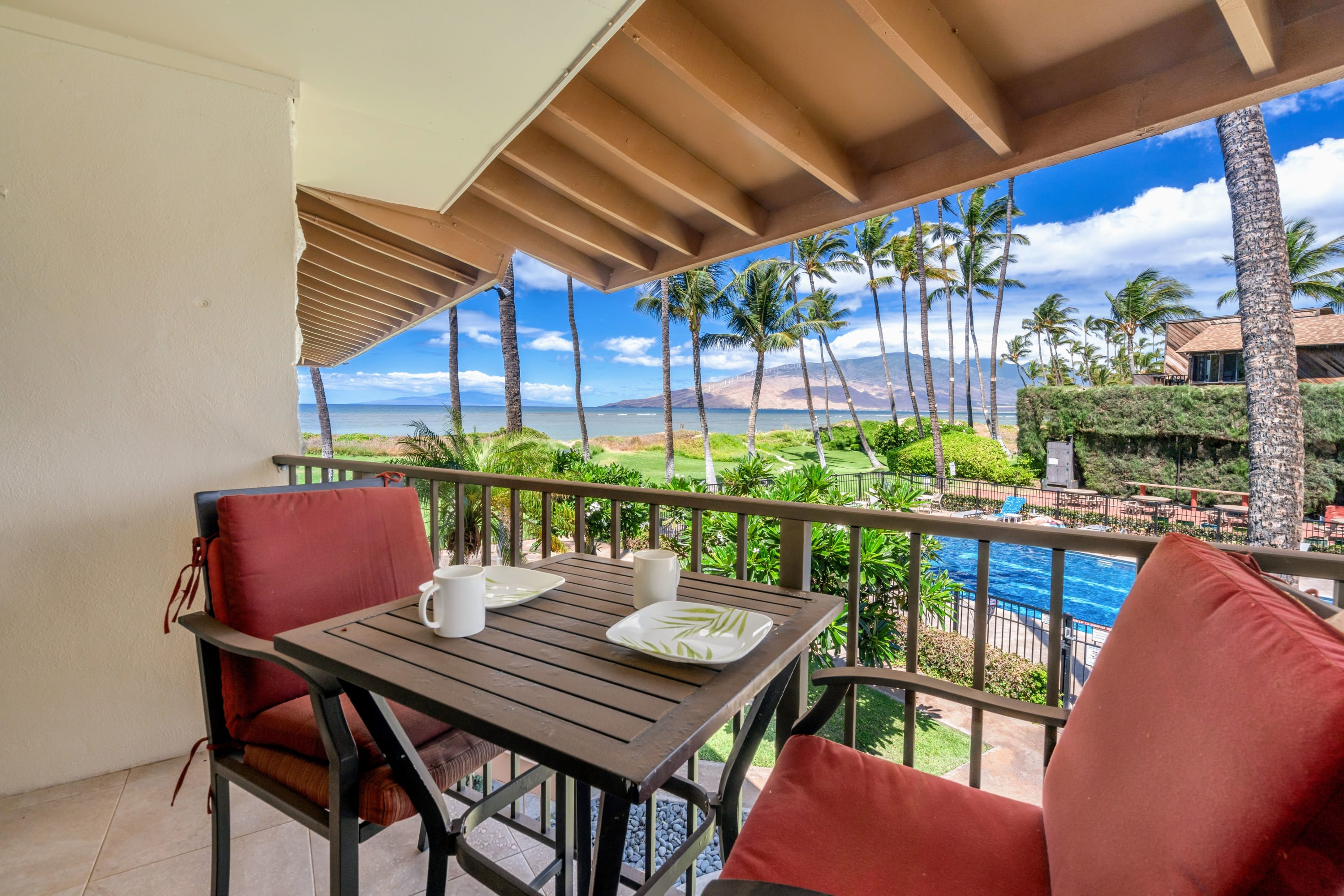 WBH D225 Aloha Ola – Ocean and Pool View | Kihei | Aloha Aku Inn & Suites