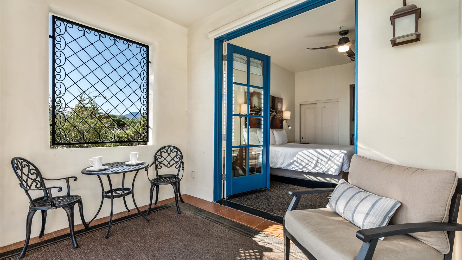 LV000 Freshly Furnished Upstairs LV Studio — La Quinta, CA — vacation rental