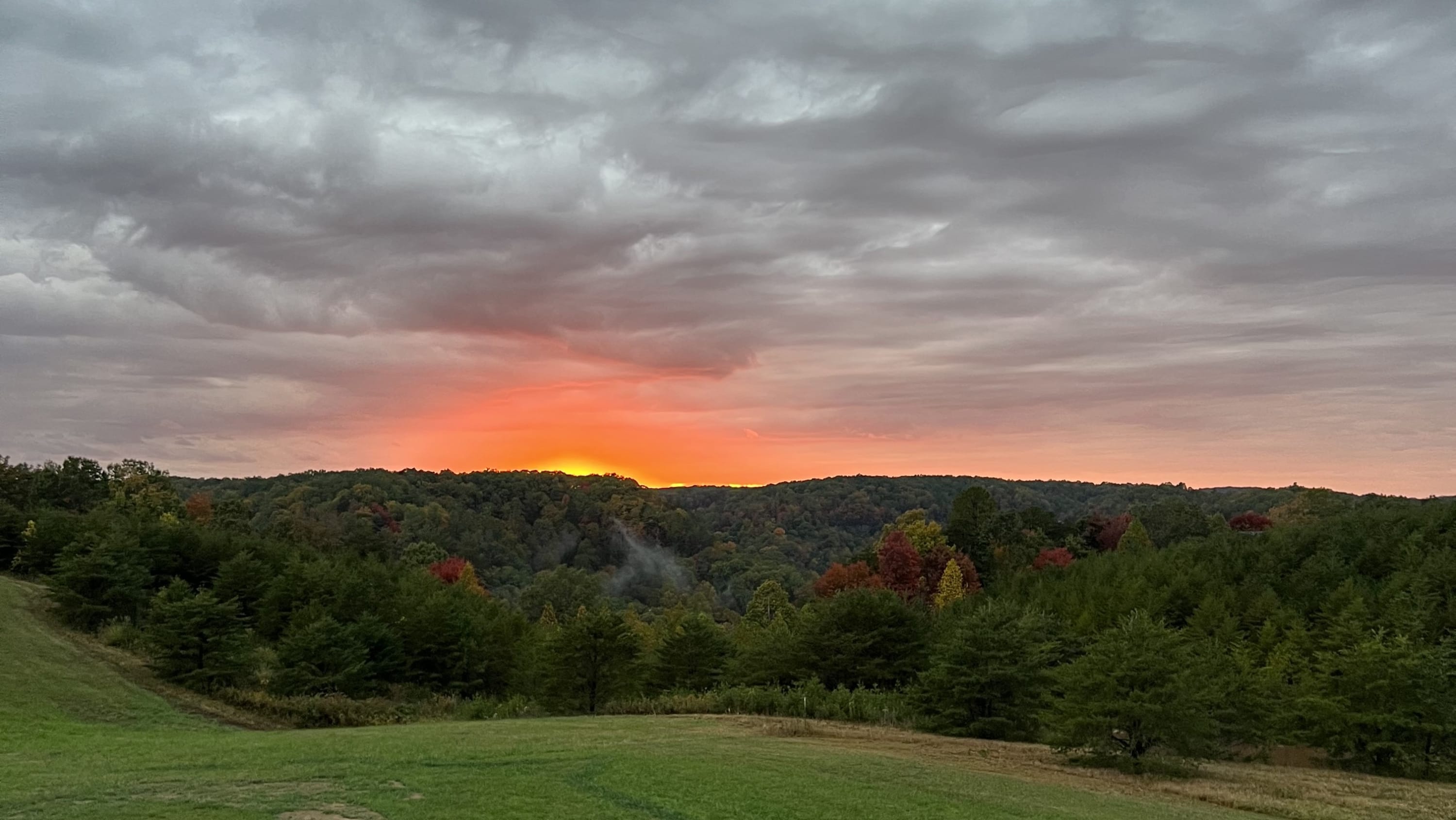 Sunset Ridge- Natural Bridge, Sunset View, Hot Tub — Rogers, KY — vacation rental