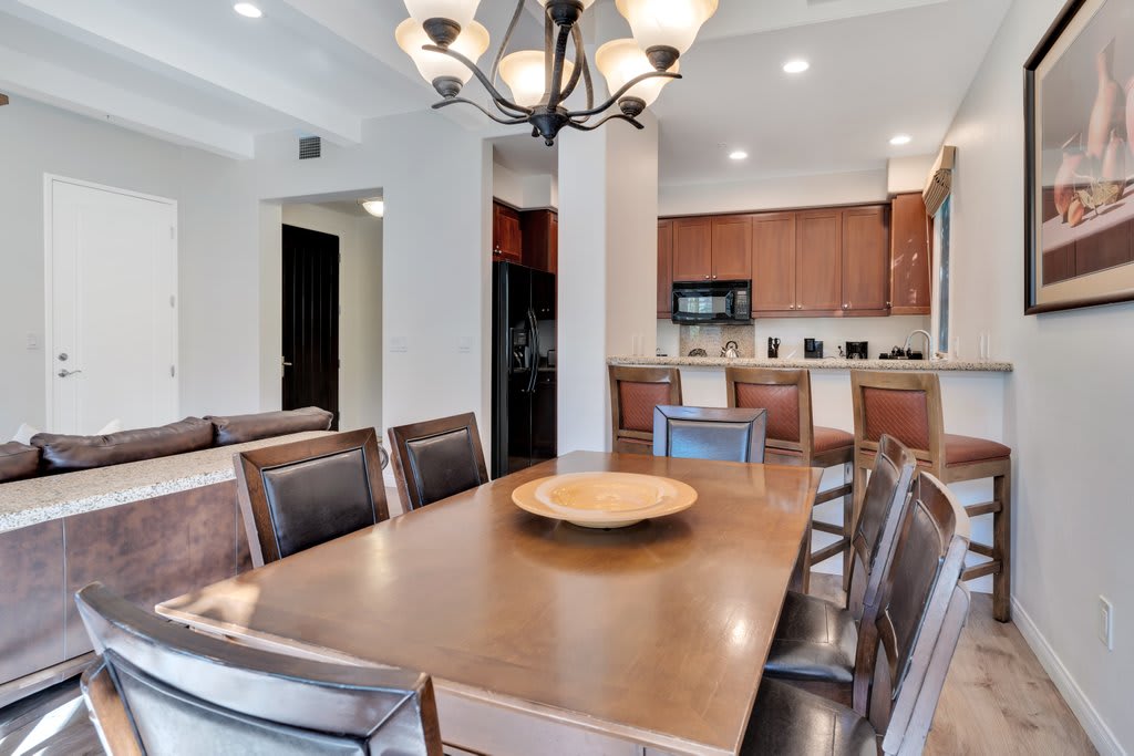 Prime Location Main Pool, Ground Floor 3BR Villa - Photo 4