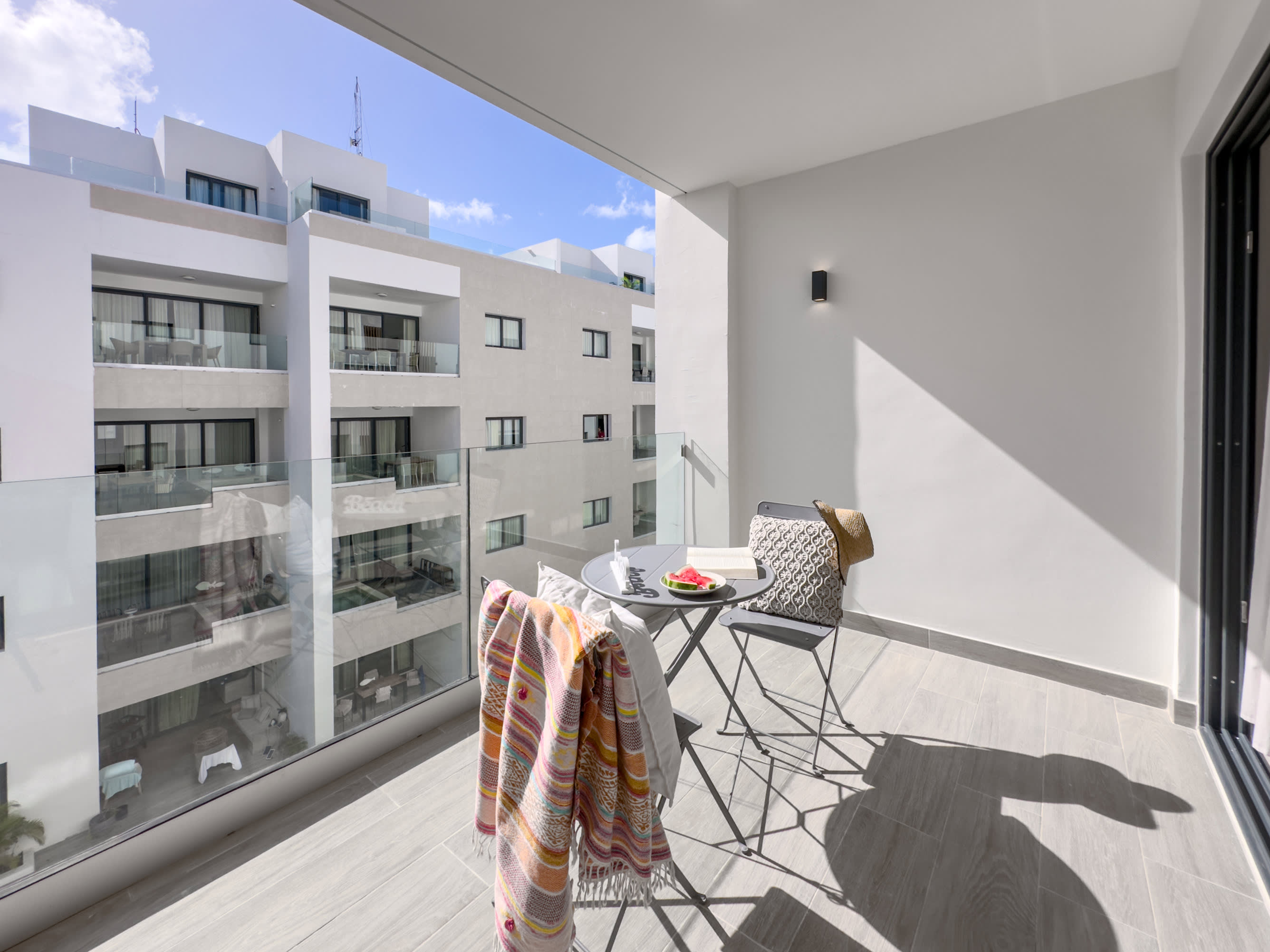 Cozy and beautiful apartment at the beach