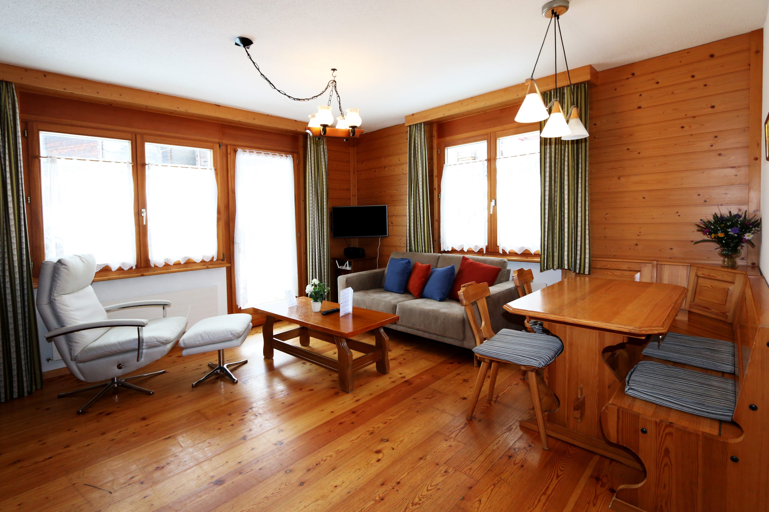 Alpenhof 10-Only 200 meters from the cable car — Saas-Fee, Valais — vacation rental