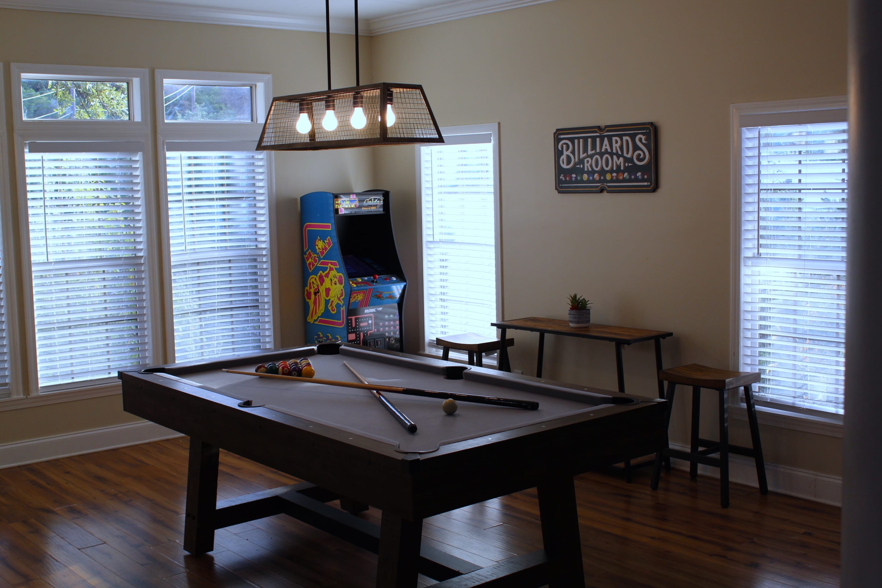 The Den - Family friendly, Close to Fiesta Texas