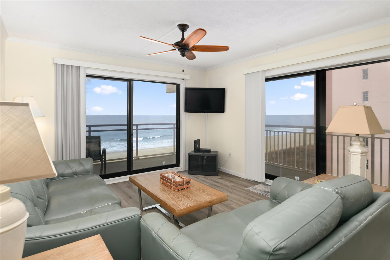 Renovated Two Bedroom Oceanfront Condo with a Pool