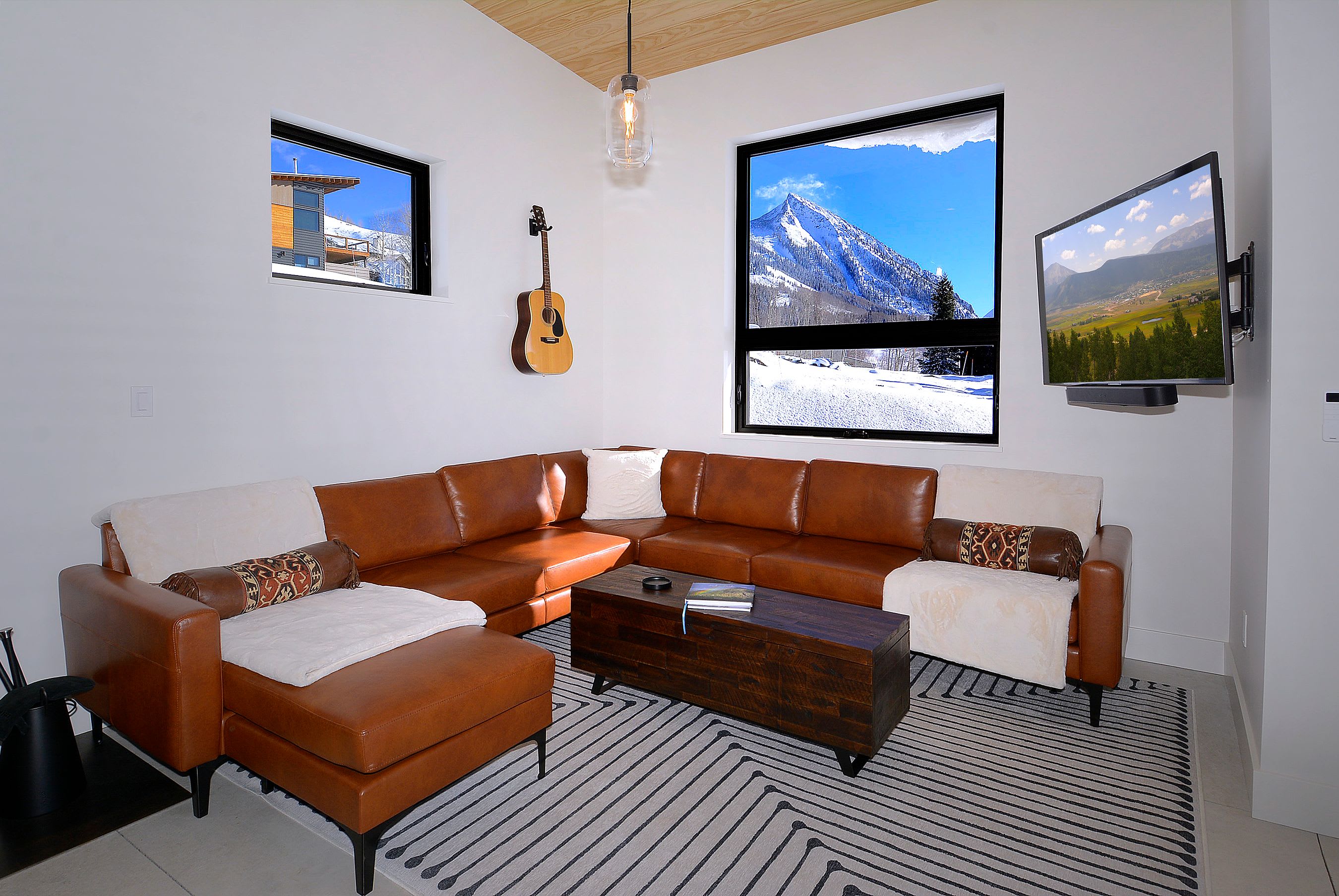 The Outlook, New 2BD/2.5BA home w/garage, VIEWS! — Mt. Crested Butte, CO — vacation rental