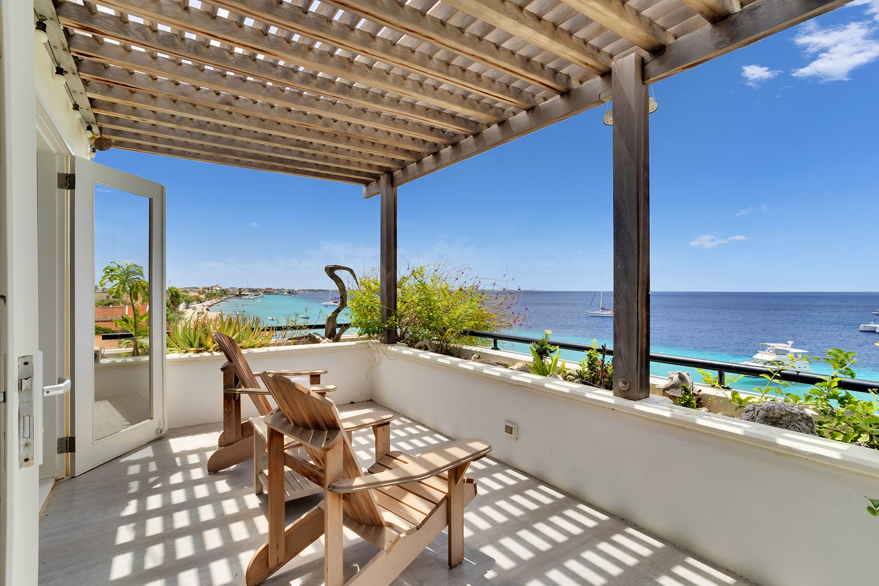 Photo inspiration: Gallery Detail: Playa Lechi Penthouse Right By The Caribbean Sea And Boulevard