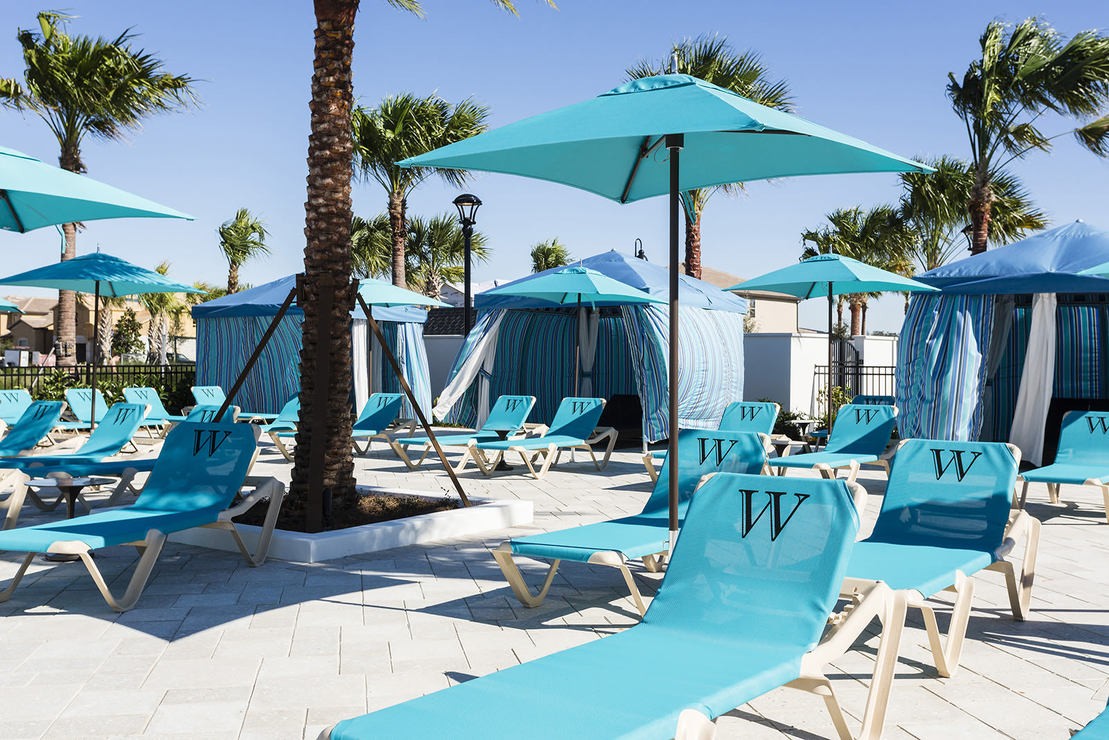 Soak up the Florida sunshine in any of our resort recliners, or take a snooze under a shady poolside cabana.
